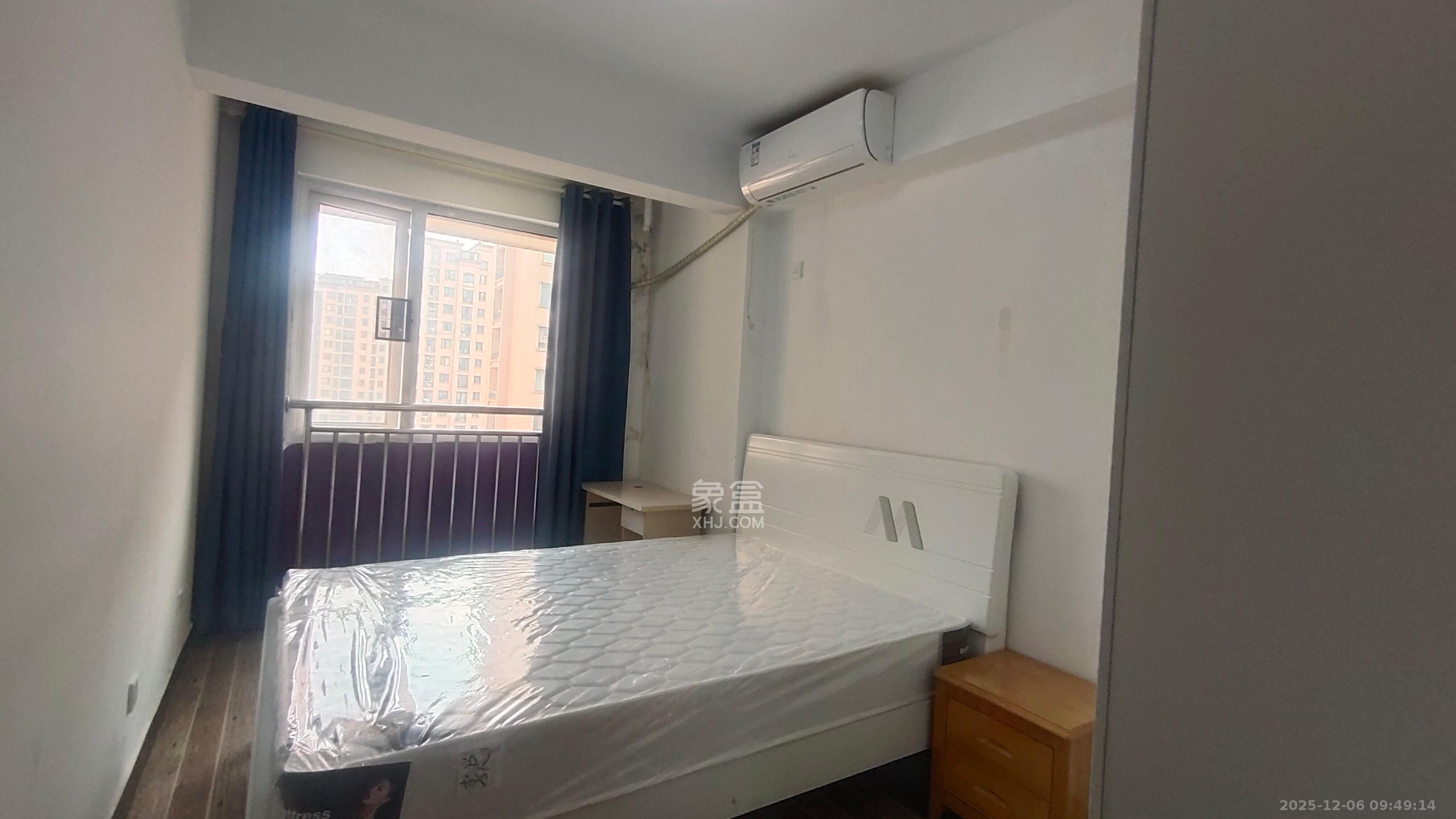 丽发新城 3室2厅2卫 2200.0元/月 丽发新城 3室2厅2卫 2200.0元/月室内图