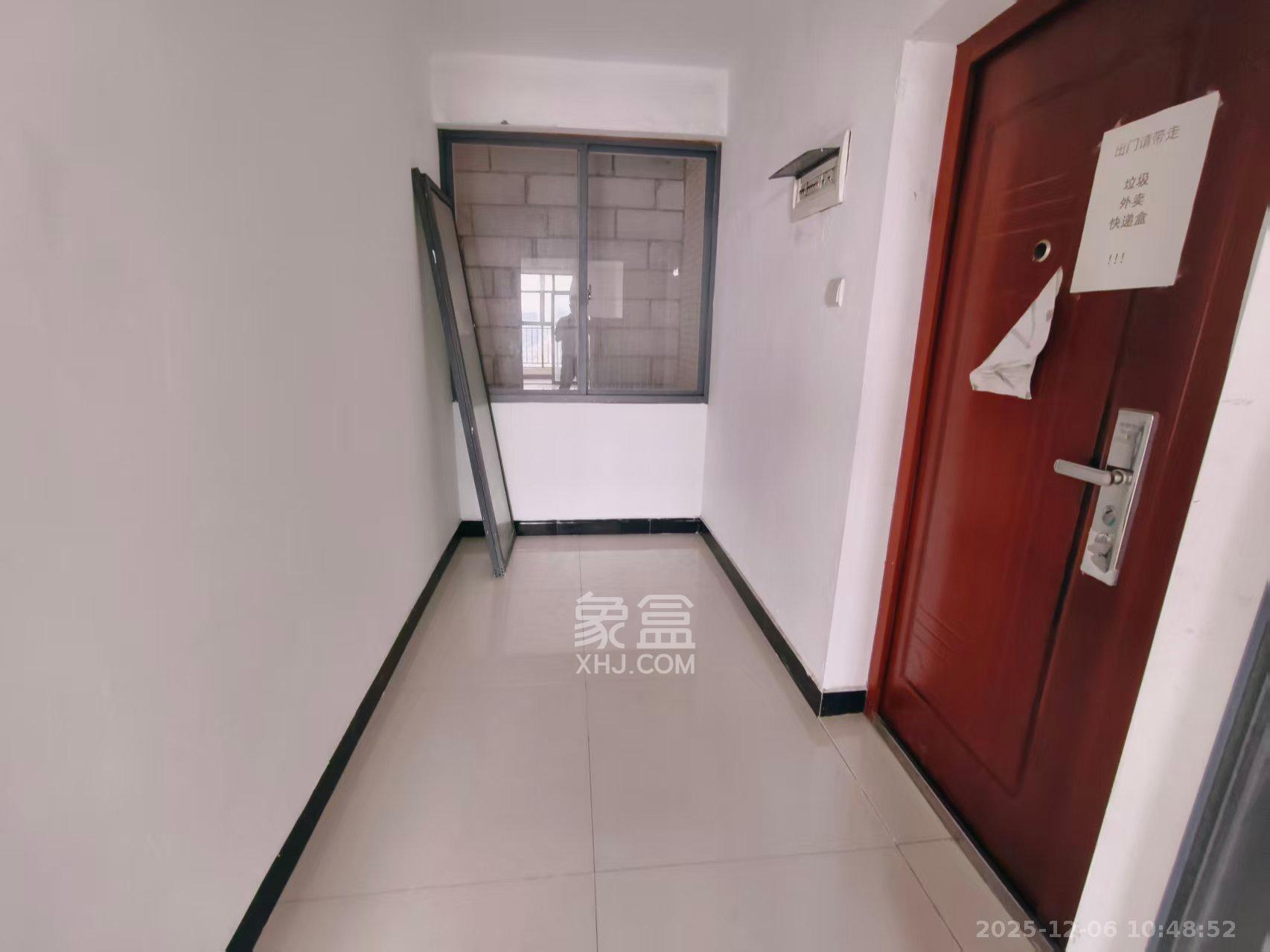 曙光领峰(曙光家园) 4室2厅2卫 2600.0元/月 曙光领峰(曙光家园) 4室2厅2卫 2600.0元/月室内图