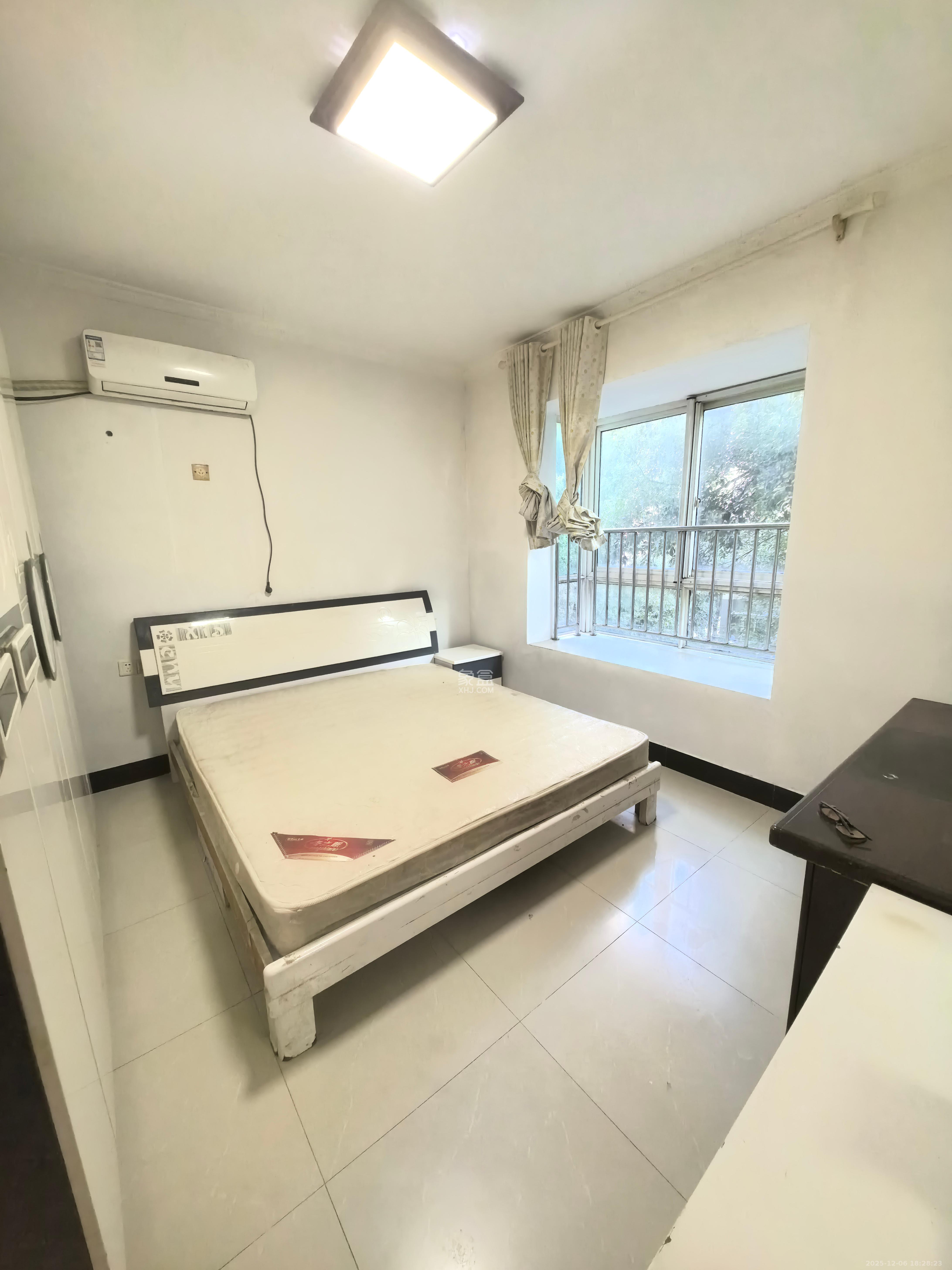 麓谷加州阳光 2室2厅1卫 2000.0元/月 麓谷加州阳光 2室2厅1卫 2000.0元/月室内图