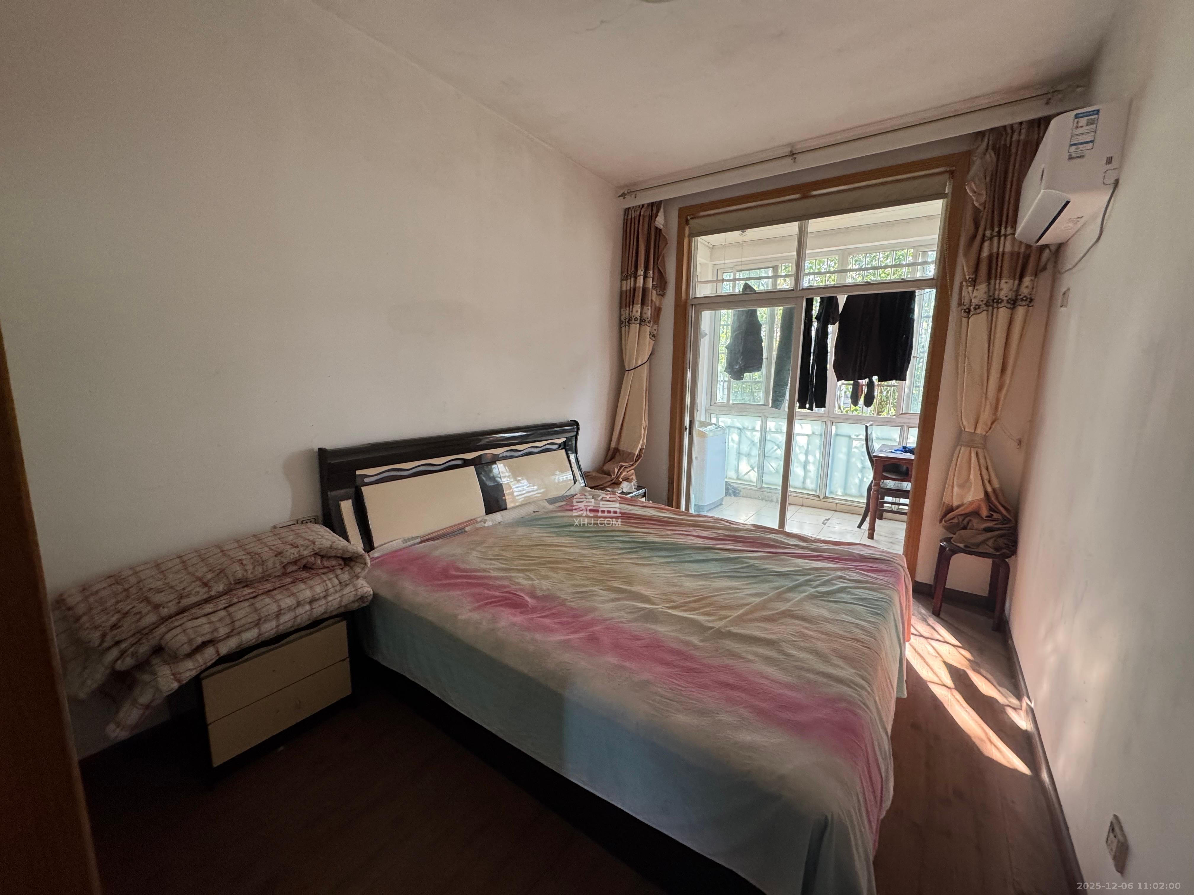 山水人家一二期 3室2厅2卫 800.0元/月 山水人家一二期 3室2厅2卫 800.0元/月室内图