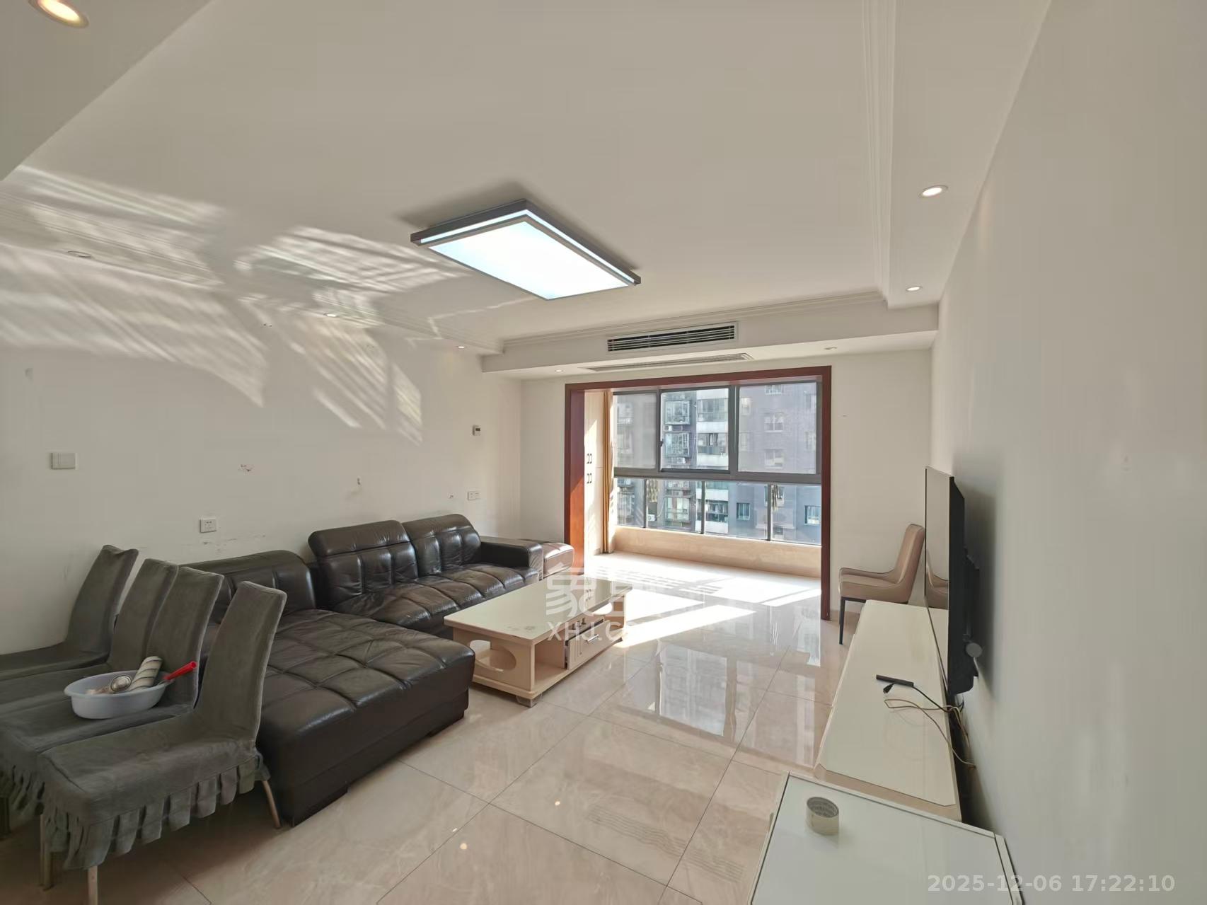 西子花苑 3室2厅2卫 3000.0元/月 西子花苑 3室2厅2卫 3000.0元/月室内图