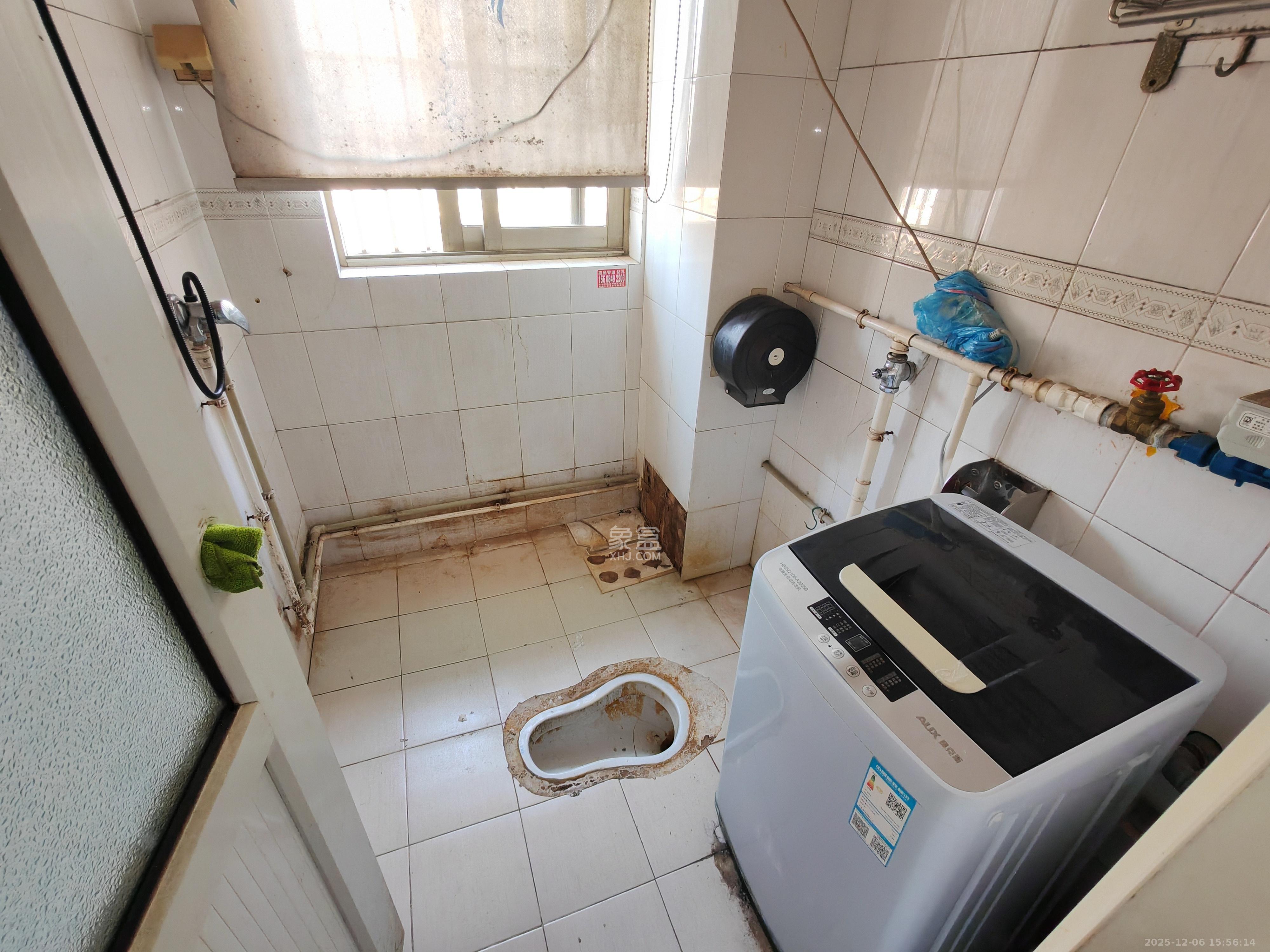 建湘新村 6室3厅3卫 3400.0元/月 建湘新村 6室3厅3卫 3400.0元/月室内图