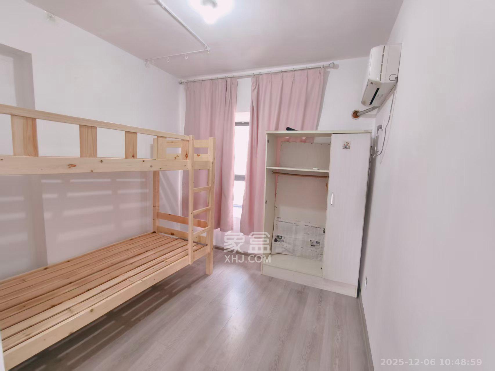 曙光领峰(曙光家园) 4室2厅2卫 2600.0元/月 曙光领峰(曙光家园) 4室2厅2卫 2600.0元/月室内图