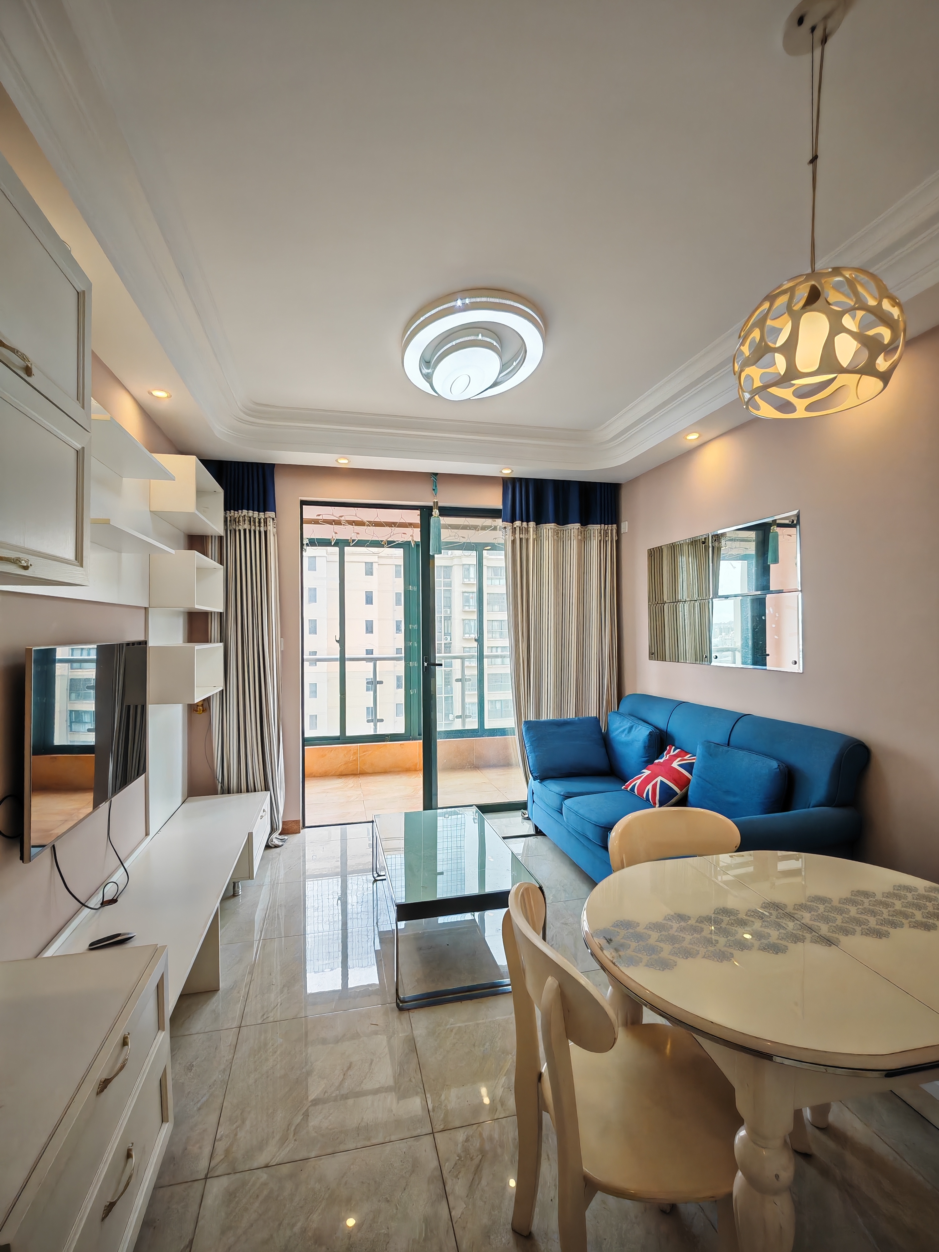 海阔天空-国瑞城四期（爵仕苑）  1室1厅1卫    139.0万