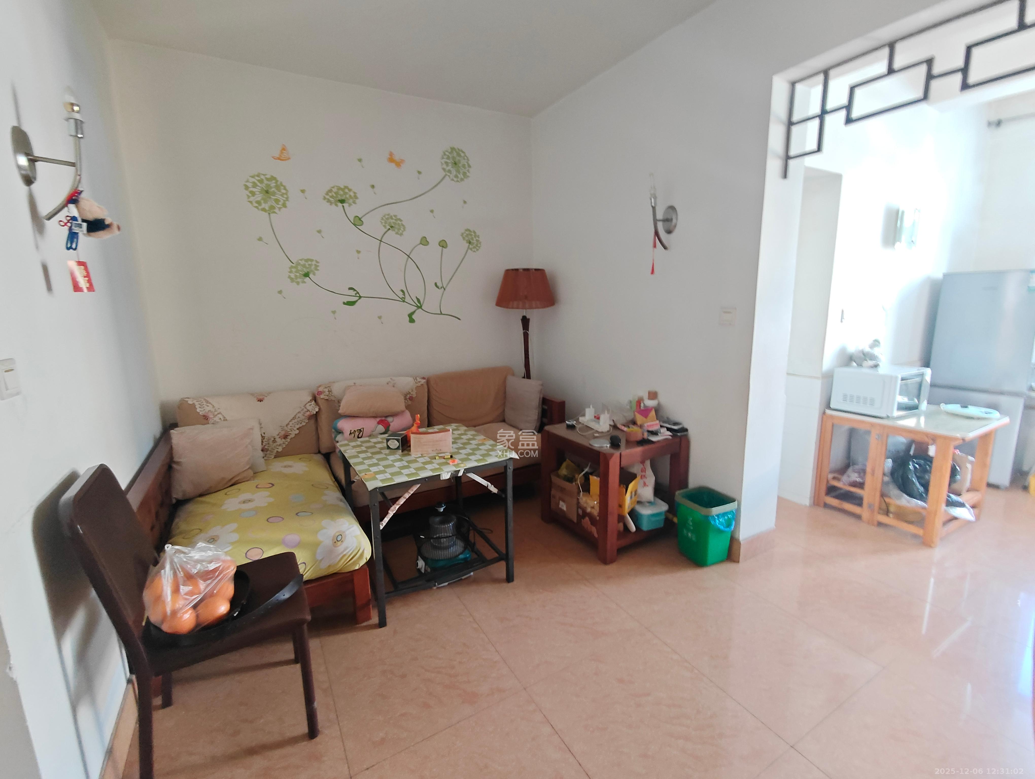 化工宿舍 2室1厅1卫 2000.0元/月 化工宿舍 2室1厅1卫 2000.0元/月室内图