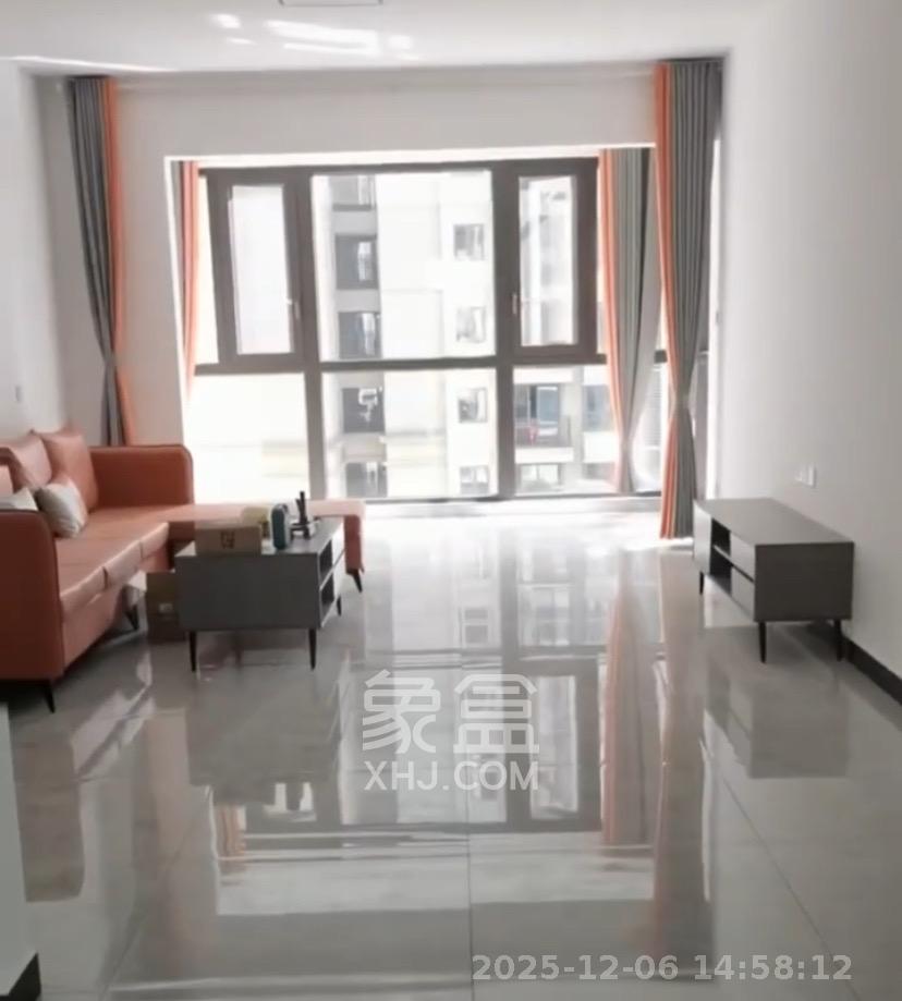 梅溪湖金茂湾  5室2厅2卫    3500.0元/月