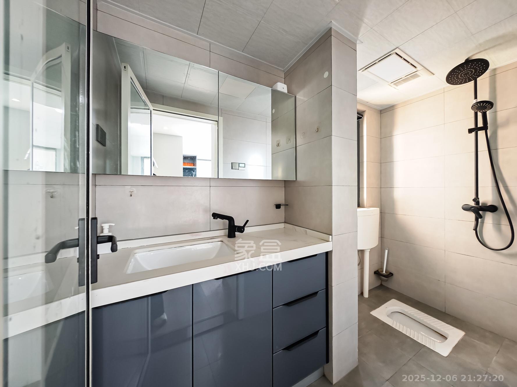 福晟钱隆国际（晟冉景苑）  4室2厅2卫    110.0万卫生间