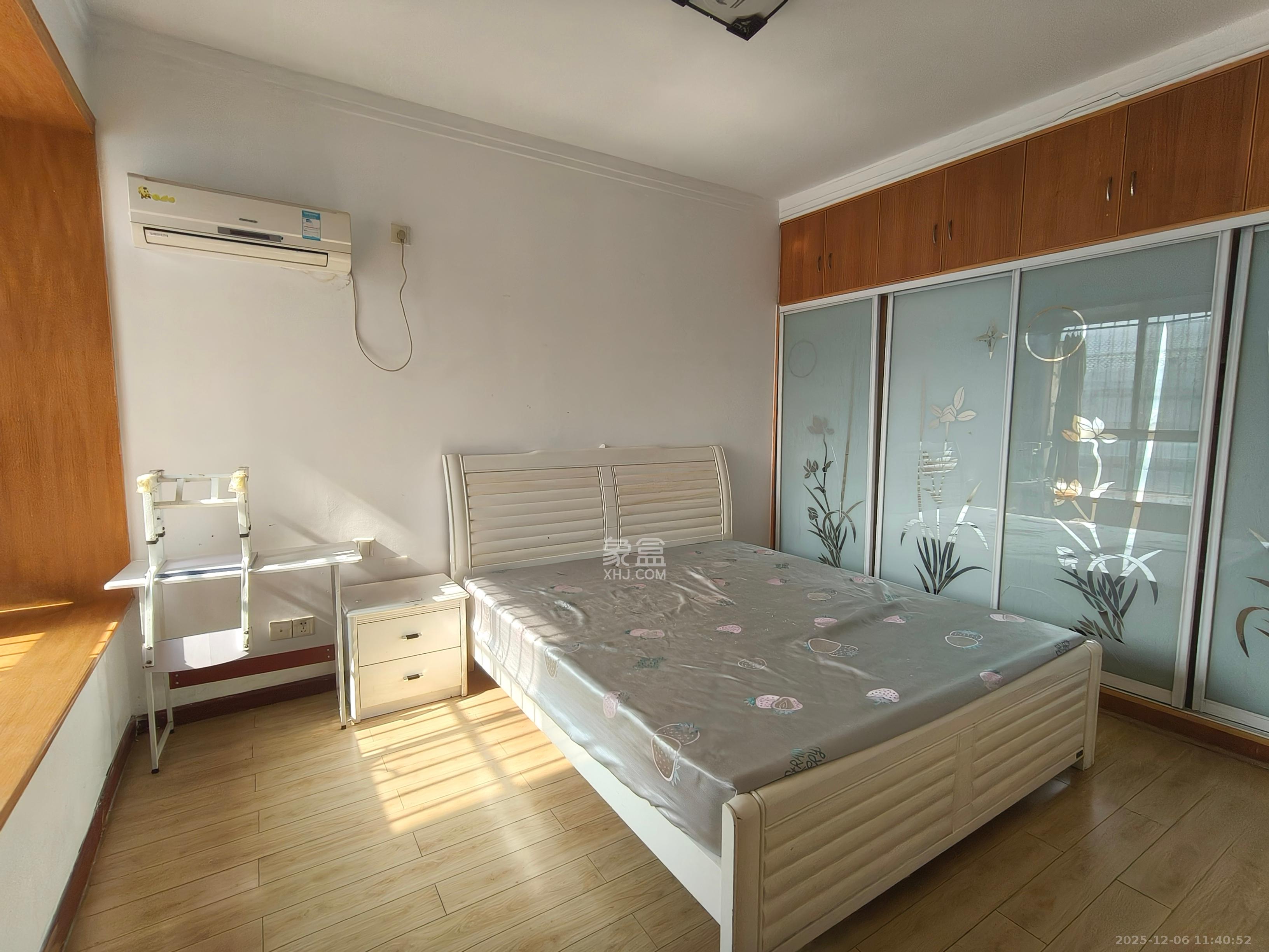 湘绣城 2室2厅1卫 1600.0元/月 湘绣城 2室2厅1卫 1600.0元/月室内图