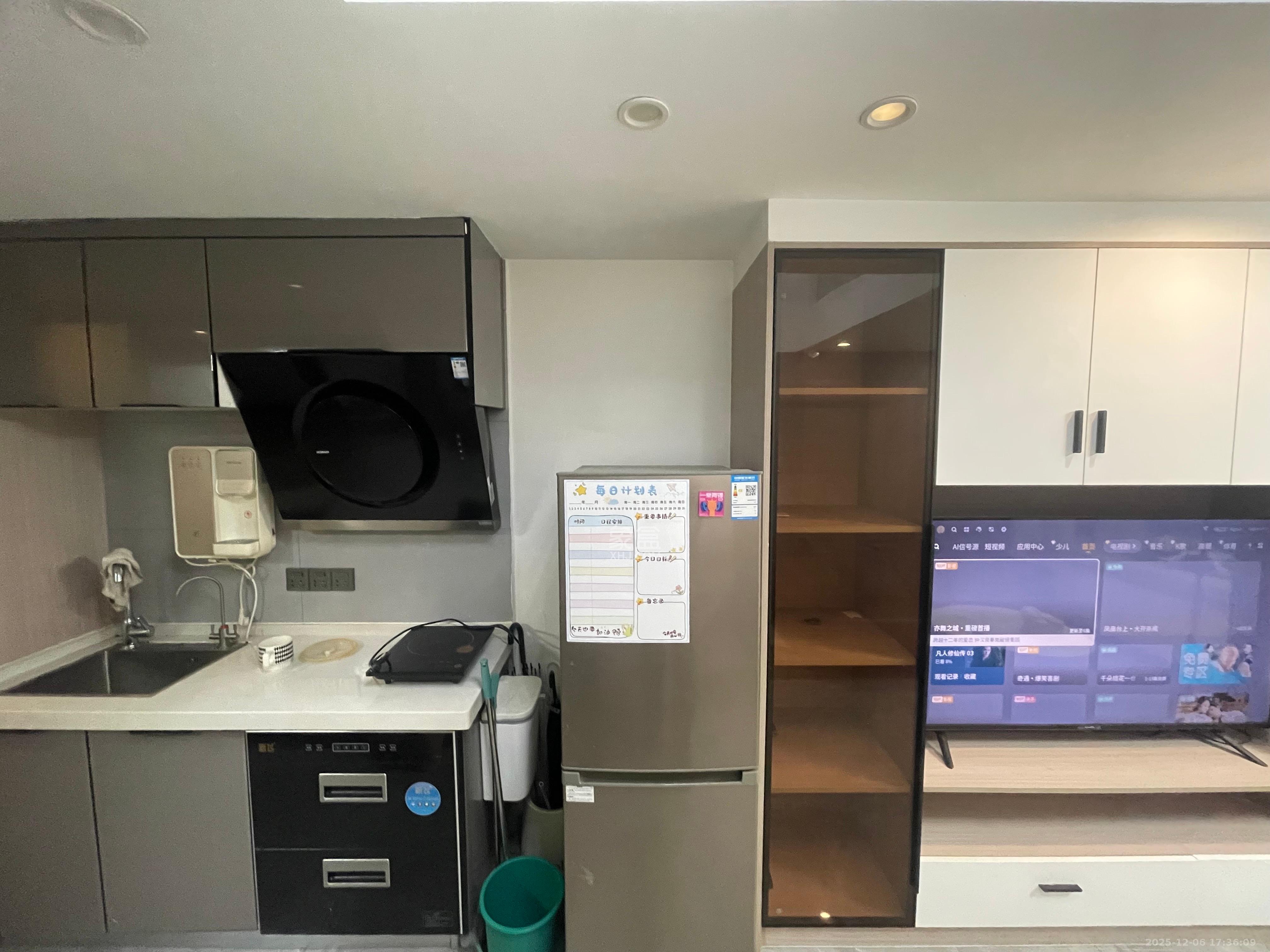 福晟翡翠湾 2室1厅1卫 2200.0元/月 福晟翡翠湾 2室1厅1卫 2200.0元/月室内图