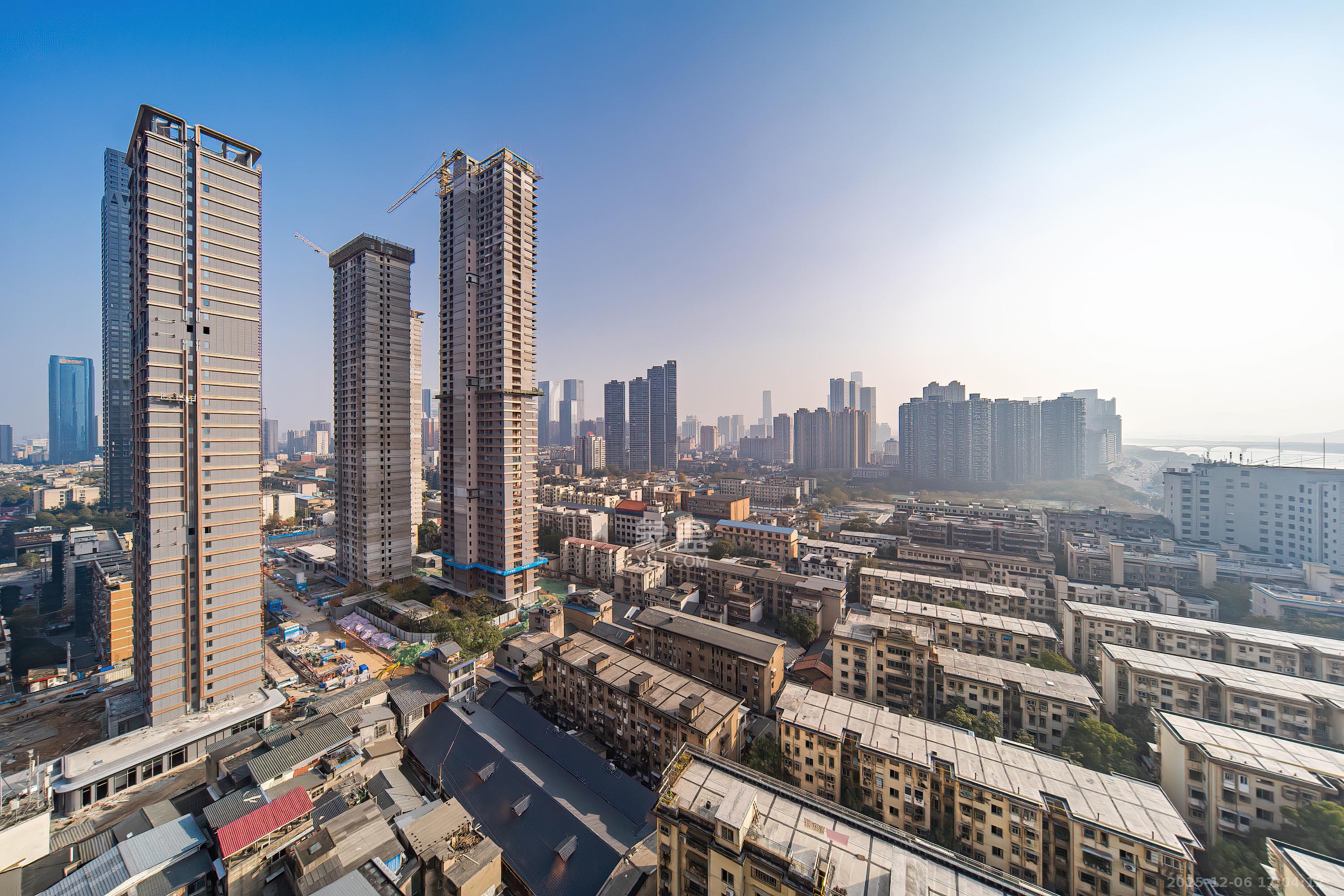 香江锦城 3室2厅2卫 145.0万 香江锦城 3室2厅2卫 145.0万其他