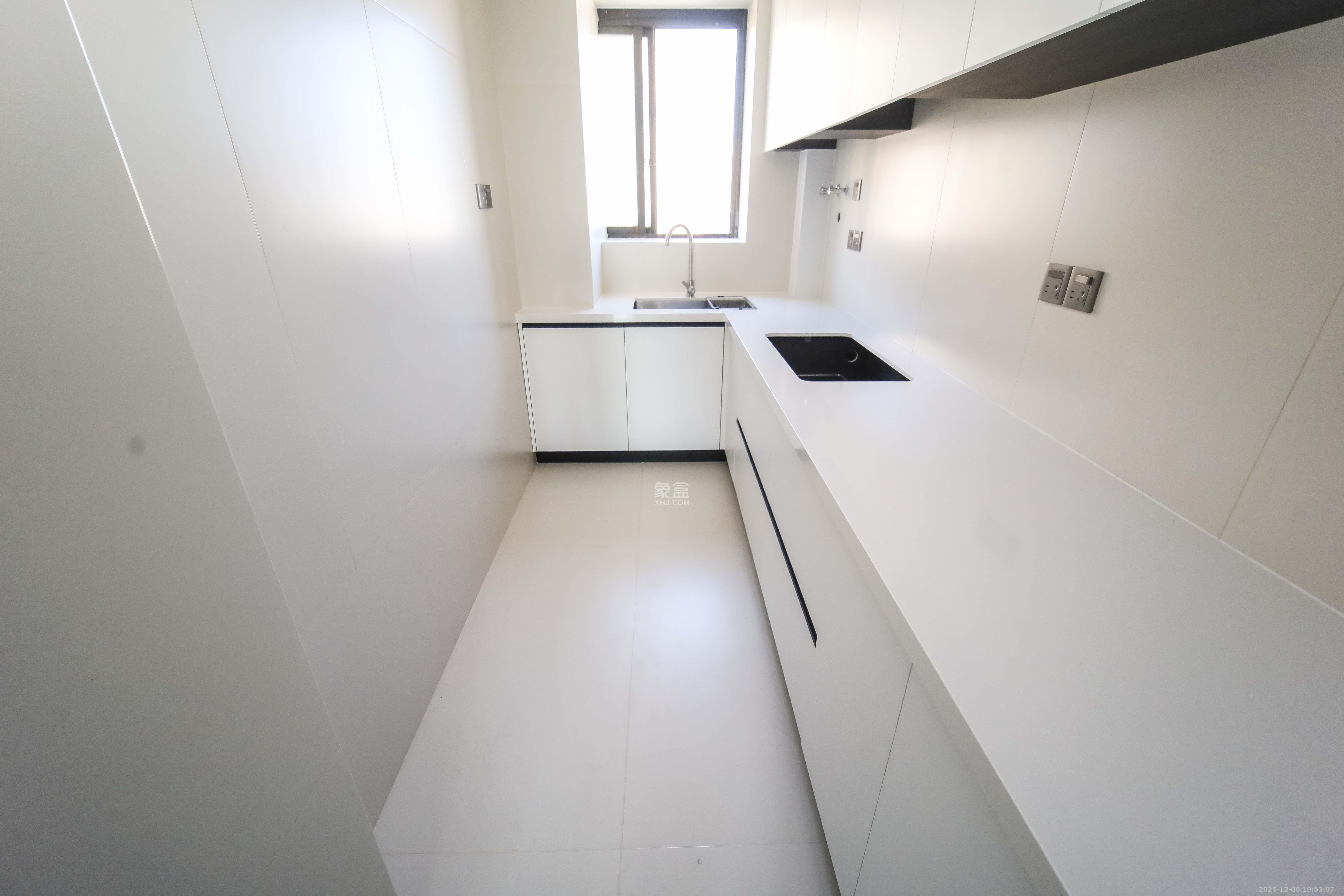 锦湘国际星城三期(锦绣苑) 2室2厅1卫 78.8万 锦湘国际星城三期(锦绣苑) 2室2厅1卫 78.8万厨房