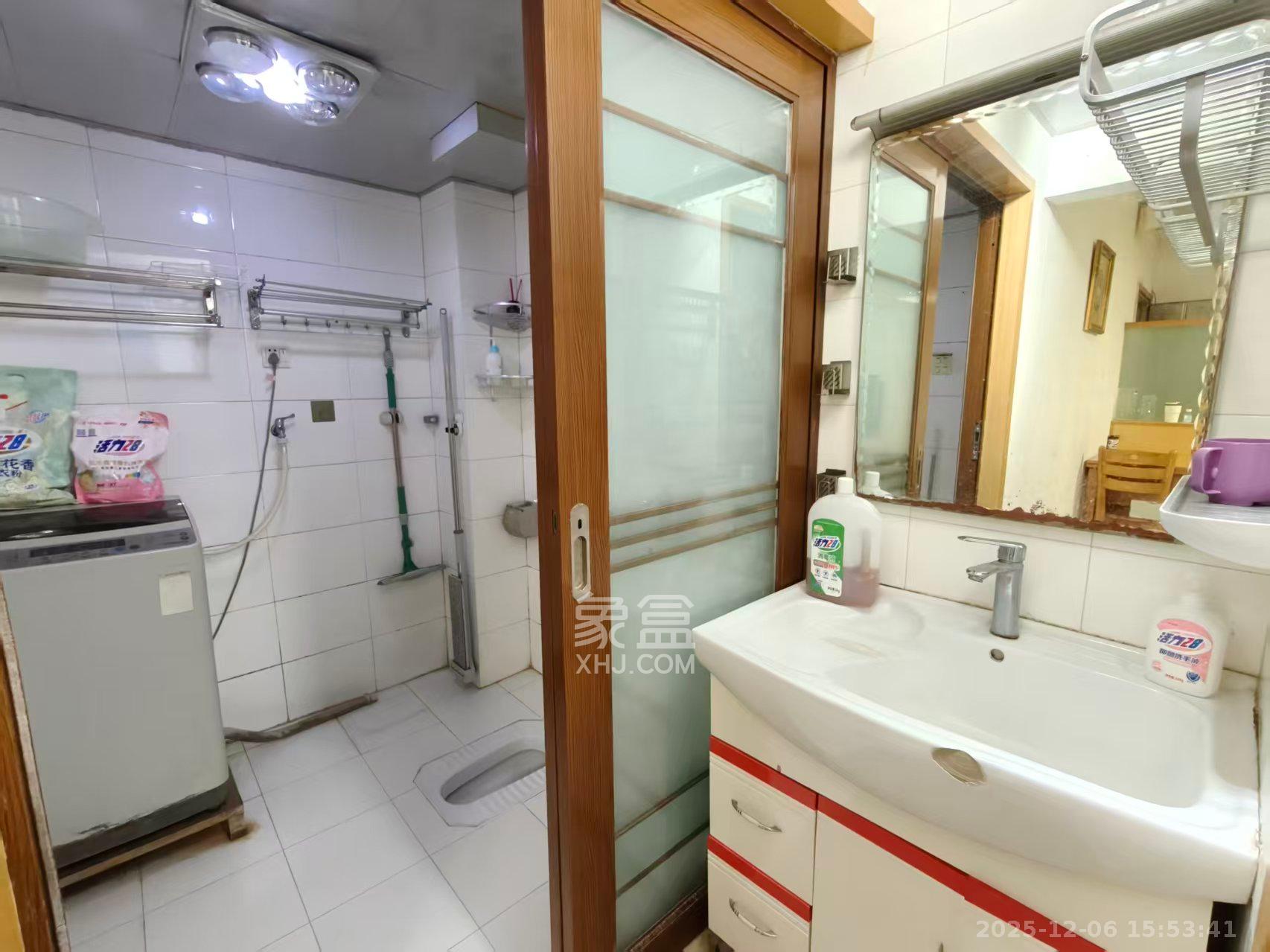 鑫溪大厦 2室1厅1卫 2500.0元/月 鑫溪大厦 2室1厅1卫 2500.0元/月室内图