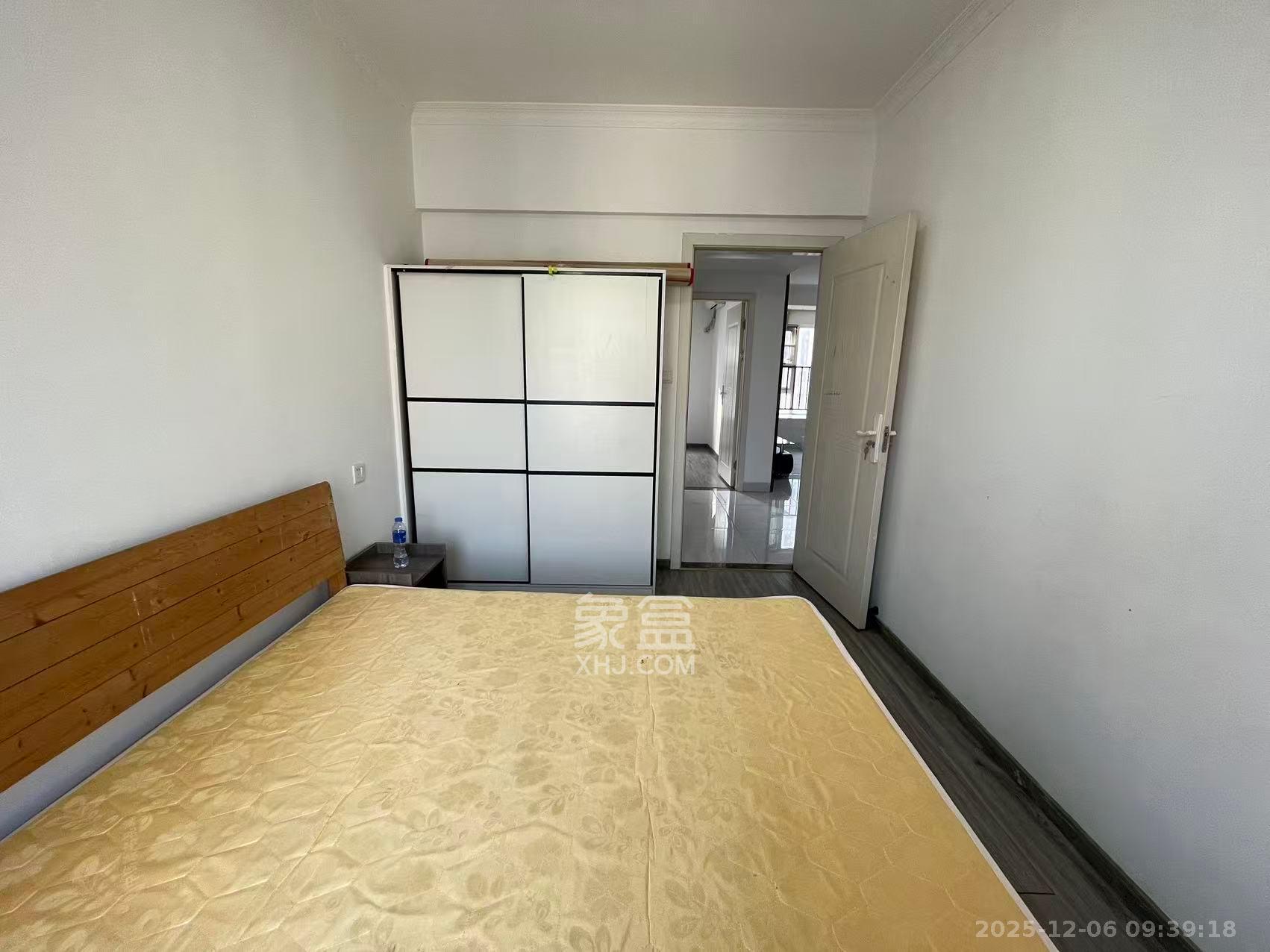 荣盛花语城 3室2厅0卫 1700.0元/月 荣盛花语城 3室2厅0卫 1700.0元/月室内图