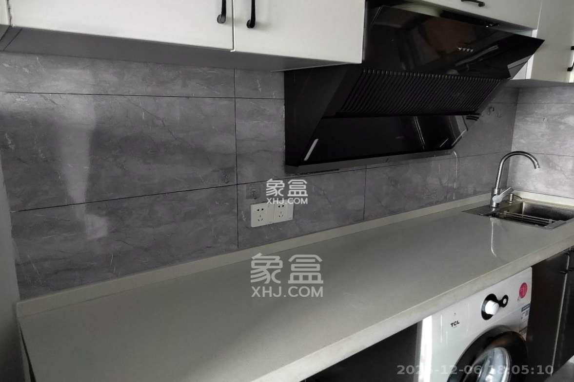 梅溪湖金茂湾 2室1厅1卫 2400.0元/月 梅溪湖金茂湾 2室1厅1卫 2400.0元/月室内图