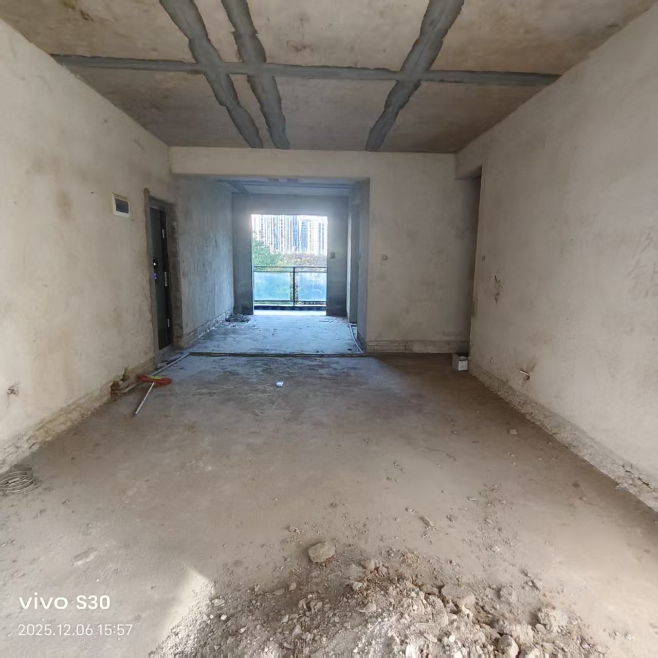 金盾花苑  3室2厅2卫    39.8万