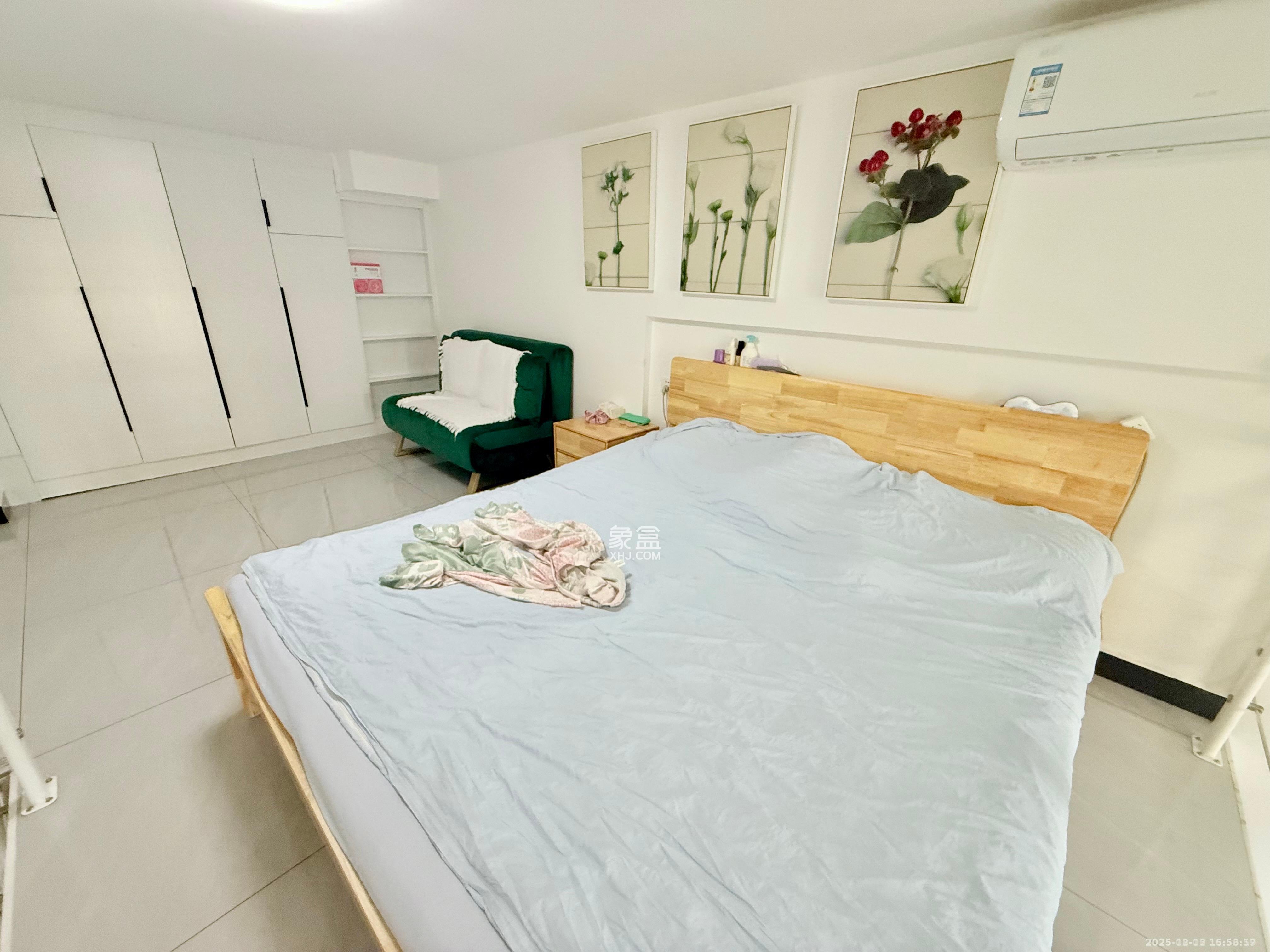 藏珑湖上公馆 1室1厅1卫 2100.0元/月 藏珑湖上公馆 1室1厅1卫 2100.0元/月室内图