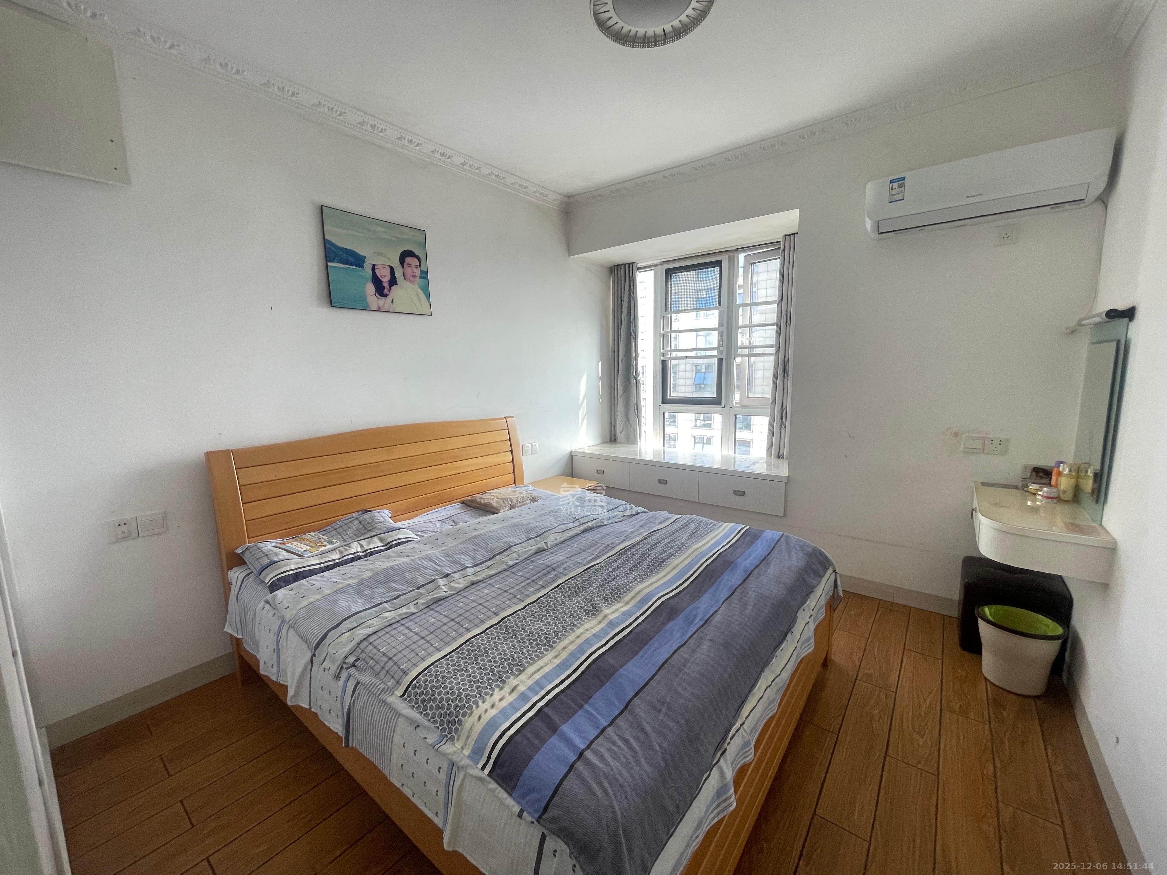 水木华麓  1室2厅1卫    2000.0元/月室内图