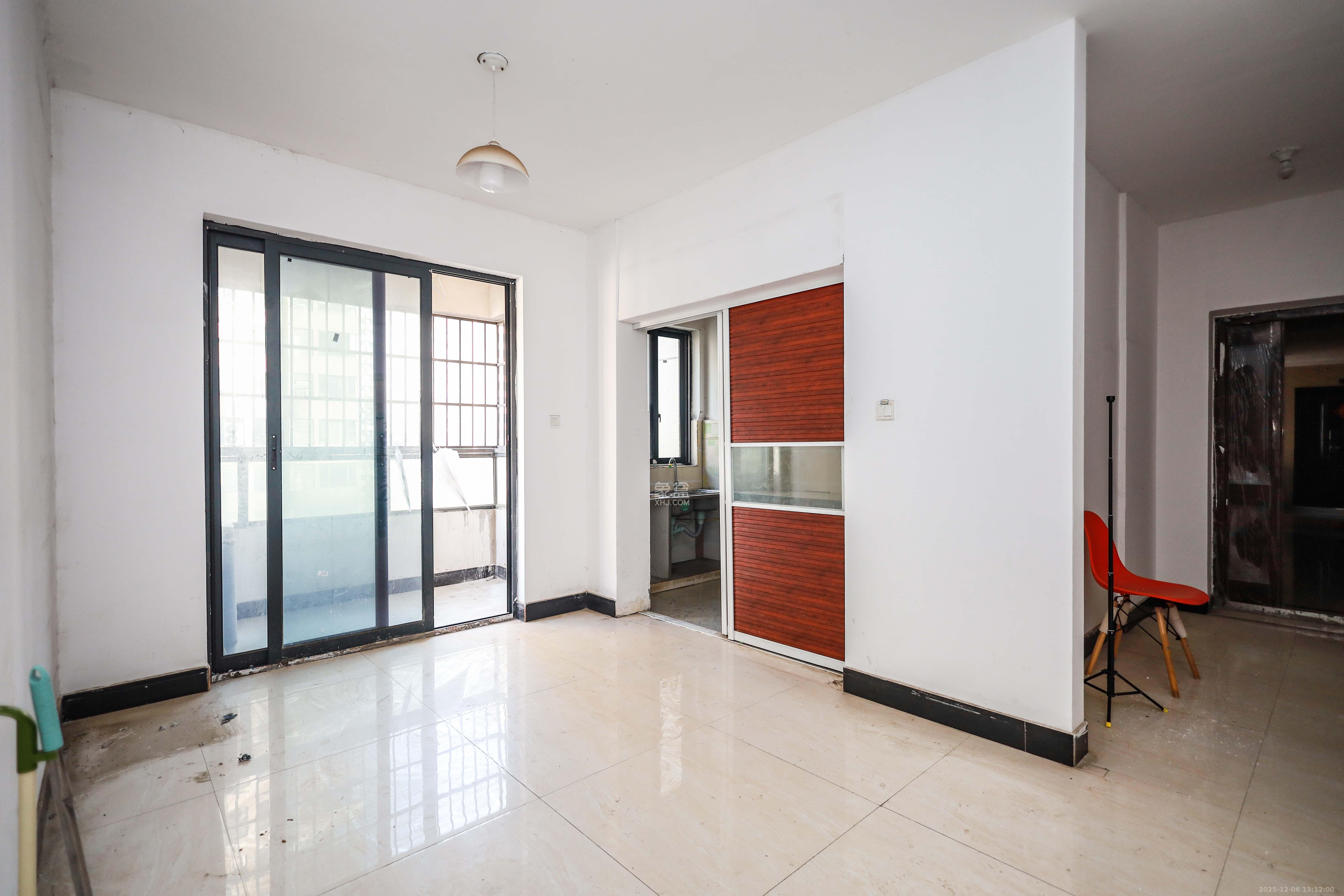 长房云时代 4室2厅2卫 132.8万 长房云时代 4室2厅2卫 132.8万其他