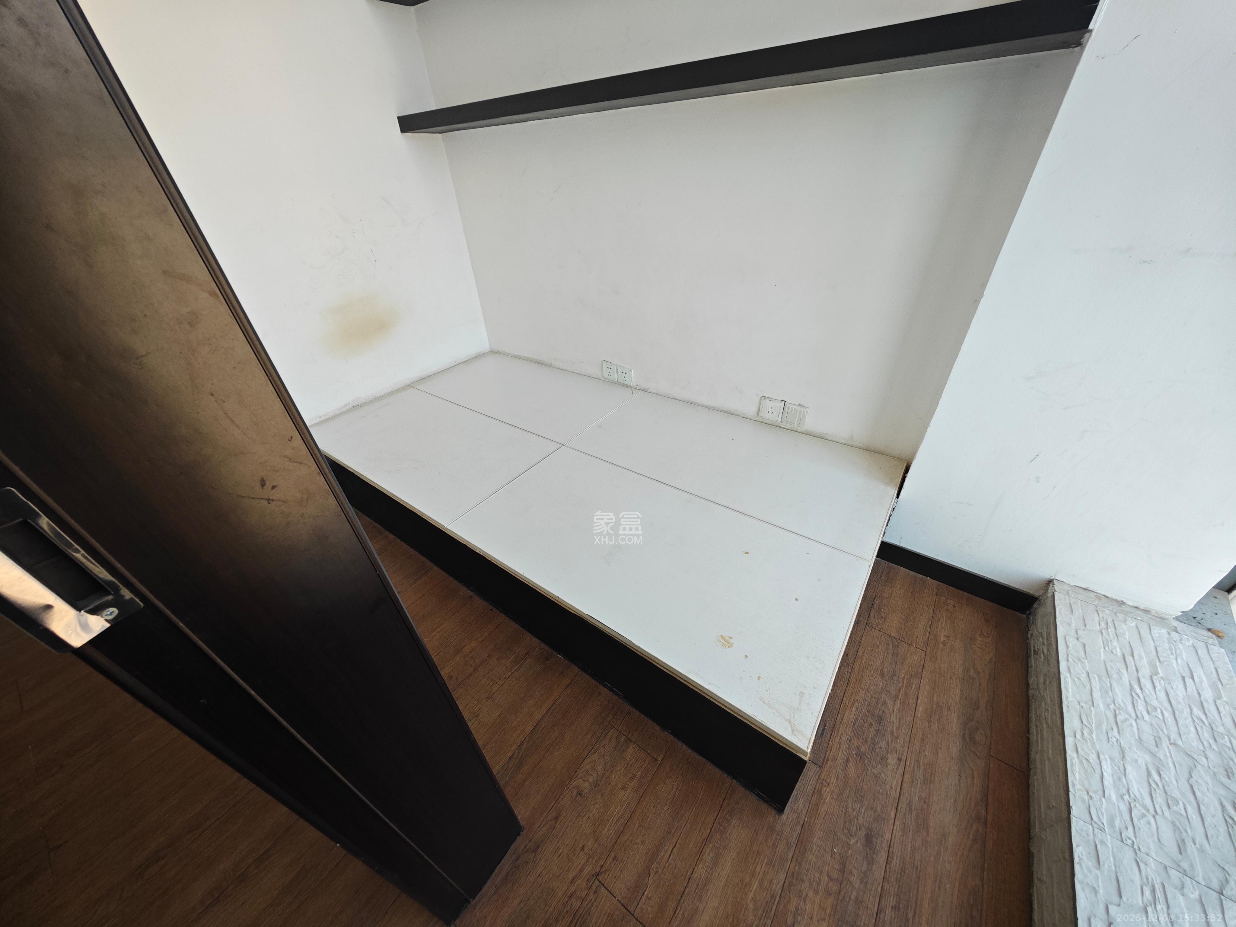 红星国际星城  1室1厅1卫    4500.0元/月