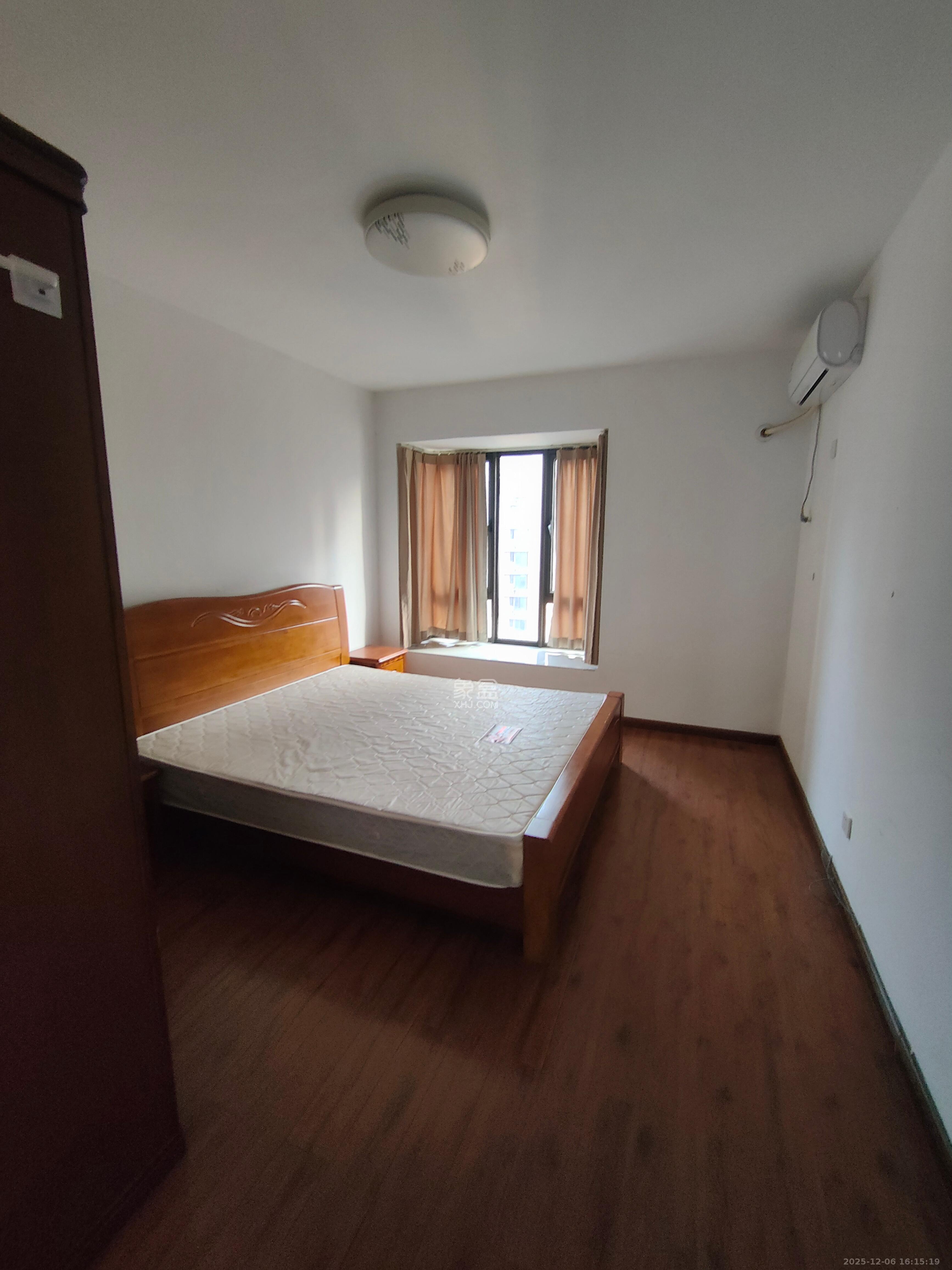 中欣楚天熙苑  3室1厅2卫    2800.0元/月