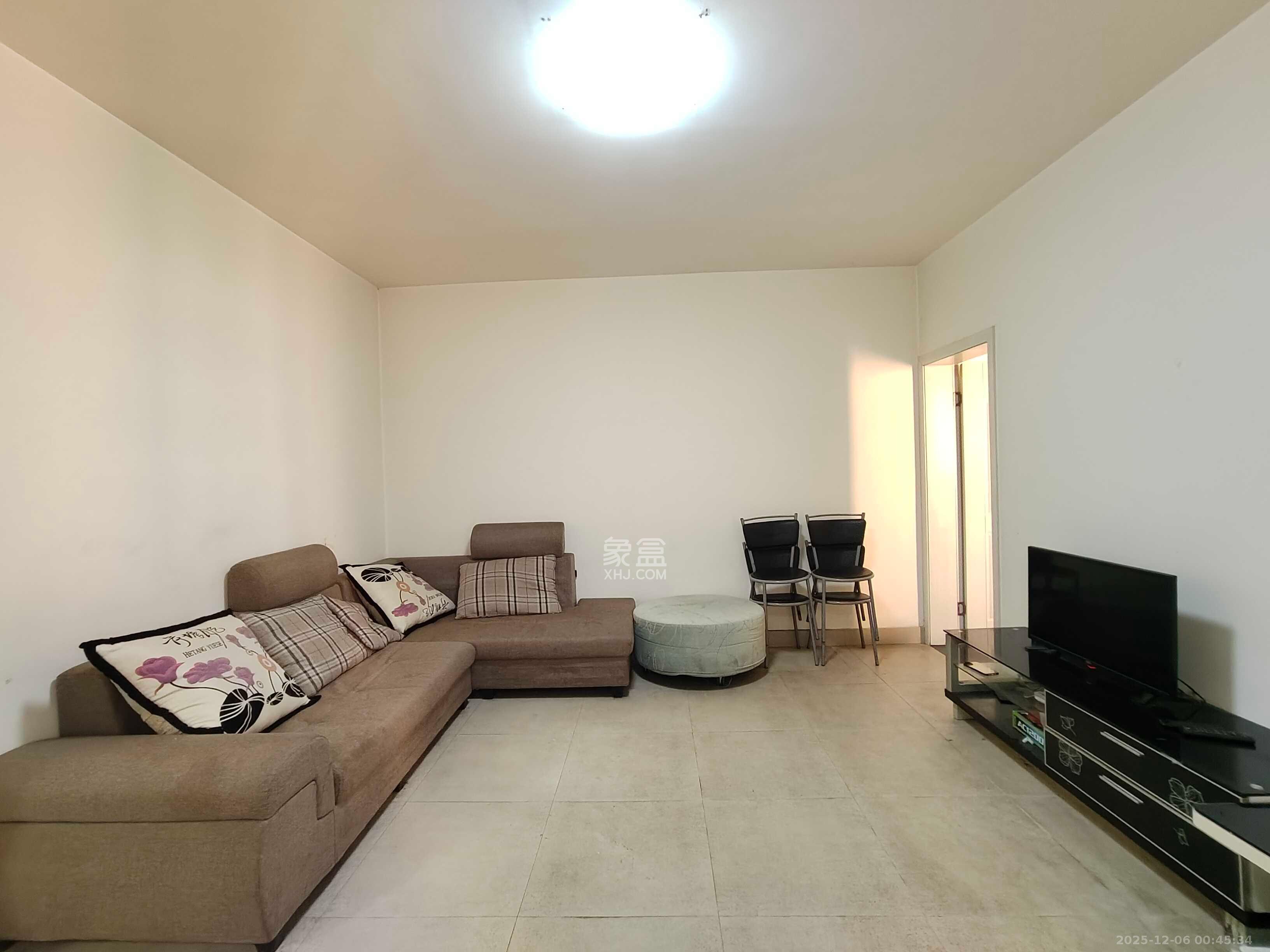 融圣国际  2室1厅1卫    2200.0元/月