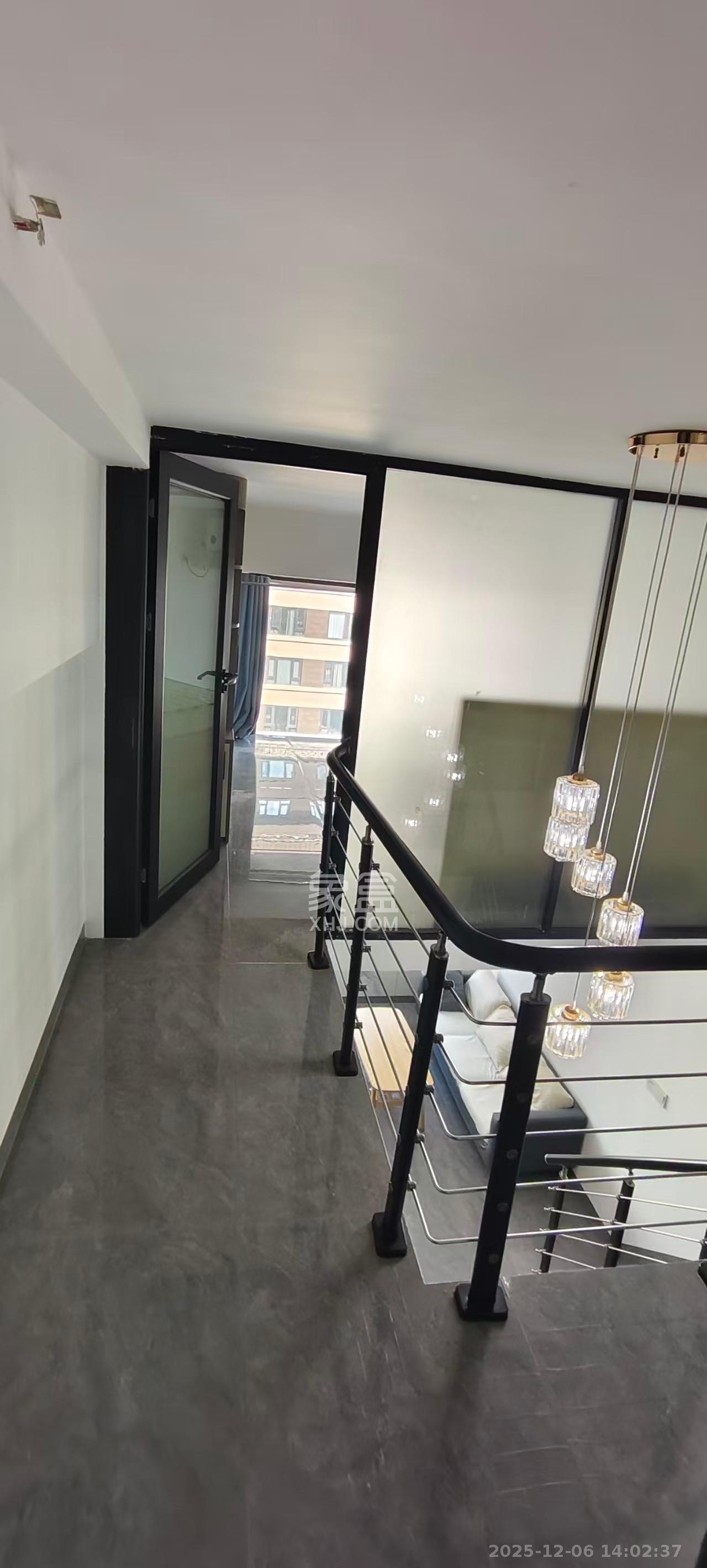 金茂建发泊悦  2室1厅1卫    1900.0元/月室内图