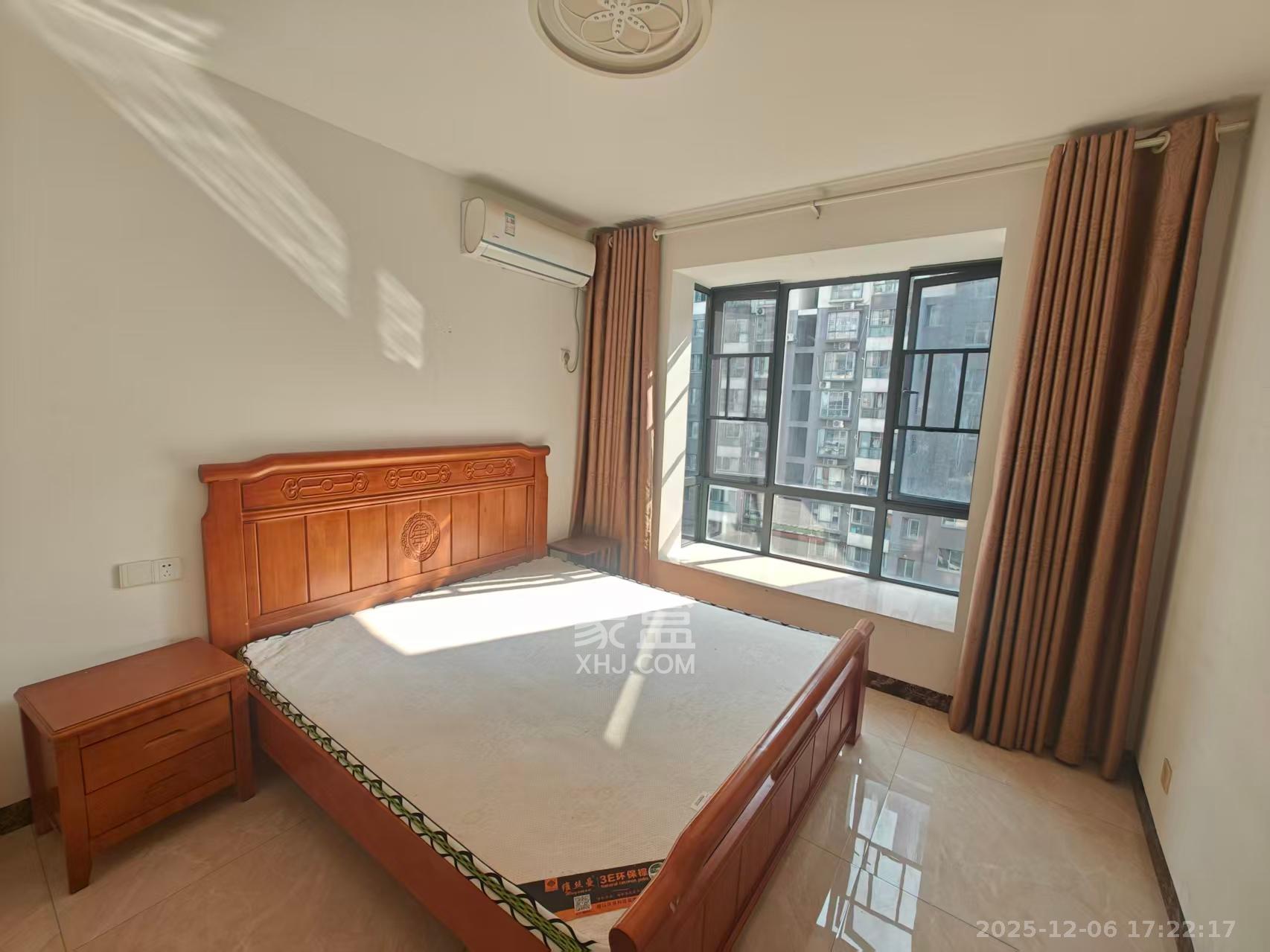 西子花苑  3室2厅2卫    3000.0元/月室内图