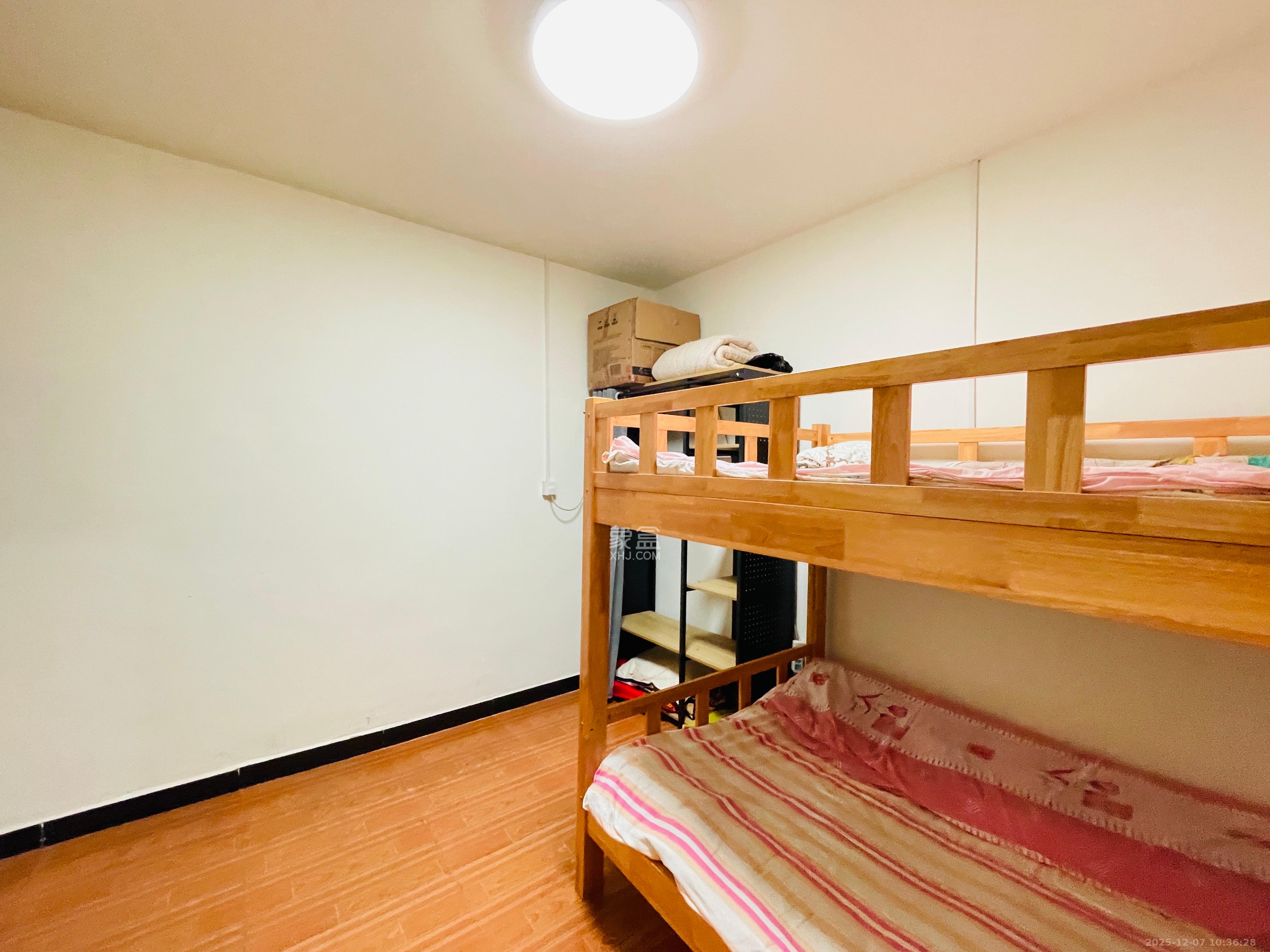 复兴街(陈家巷)散盘 1室0厅1卫 600.0元/月 复兴街(陈家巷)散盘 1室0厅1卫 600.0元/月室内图