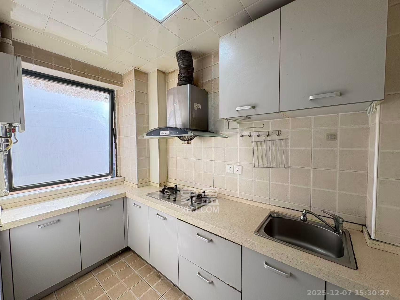 I尚国际（元泰大厦)  2室1厅1卫    1700.0元/月室内图