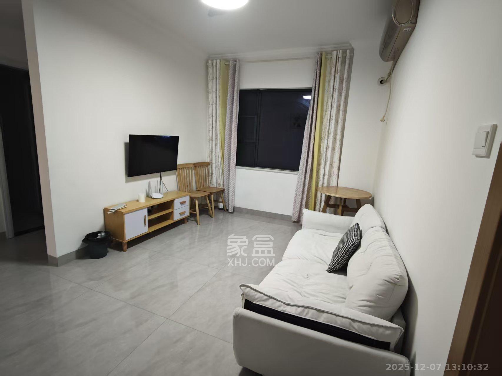 华银南苑融域  2室1厅1卫    2200.0元/月