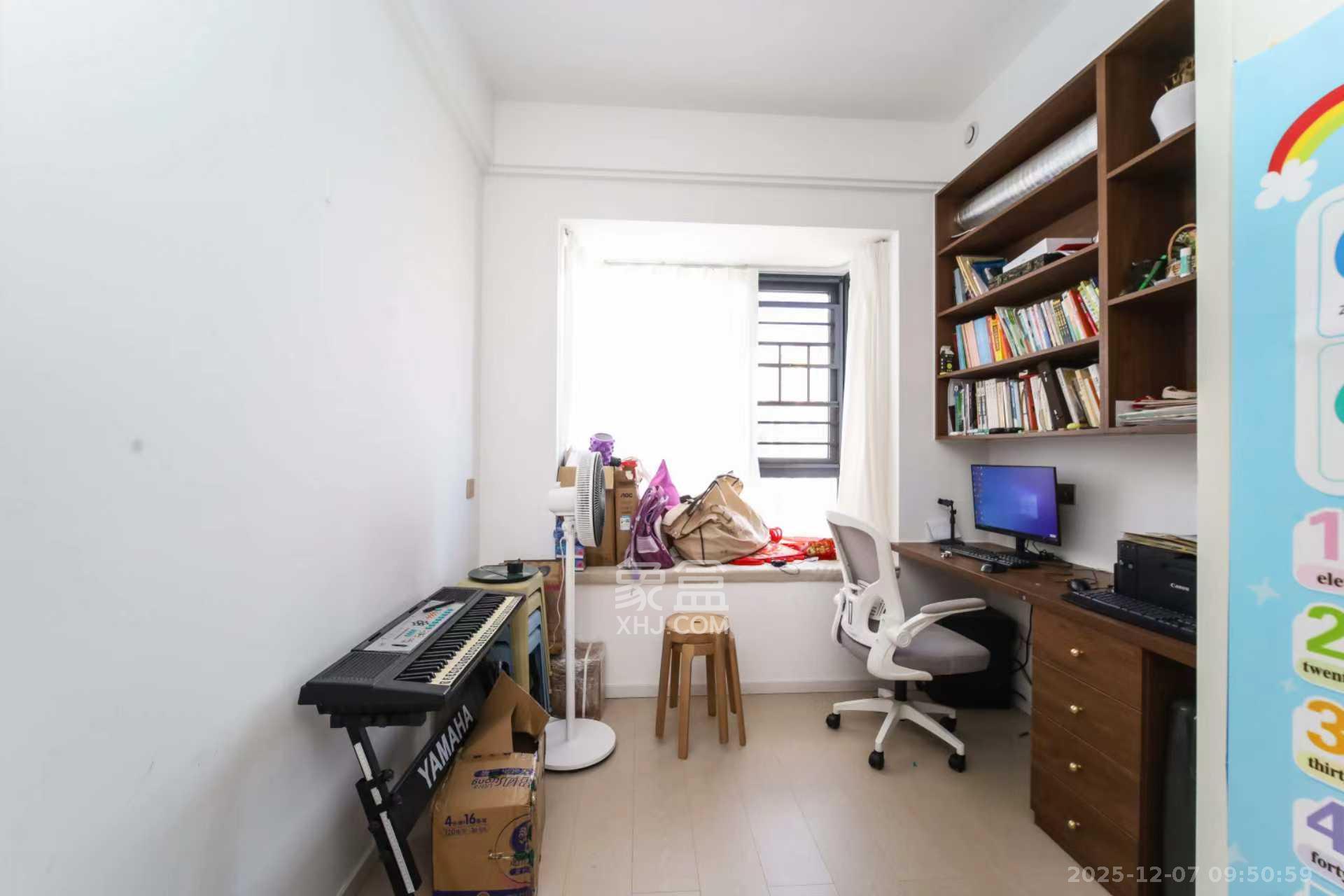 宝能公馆(美联天骄城五期) 4室2厅2卫 6000.0元/月 宝能公馆(美联天骄城五期) 4室2厅2卫 6000.0元/月室内图