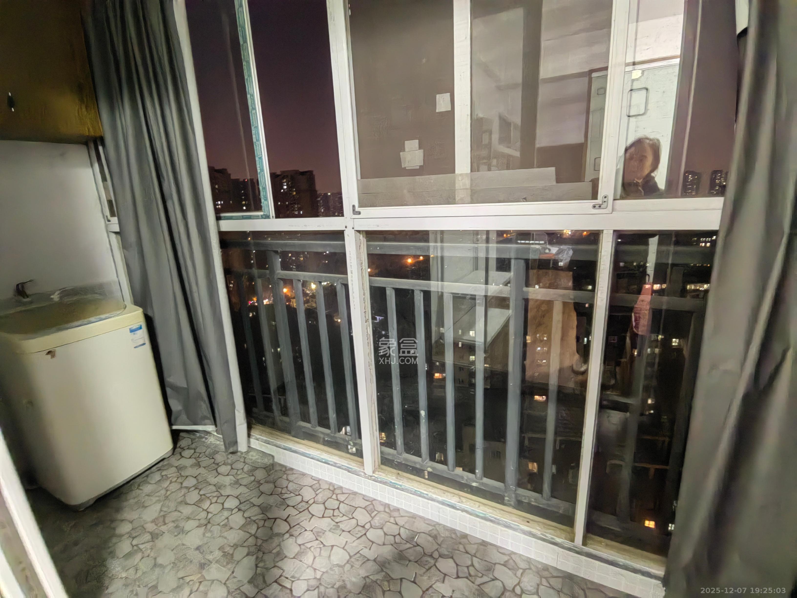 世景华庭 1室1厅1卫 1200.0元/月 世景华庭 1室1厅1卫 1200.0元/月室内图