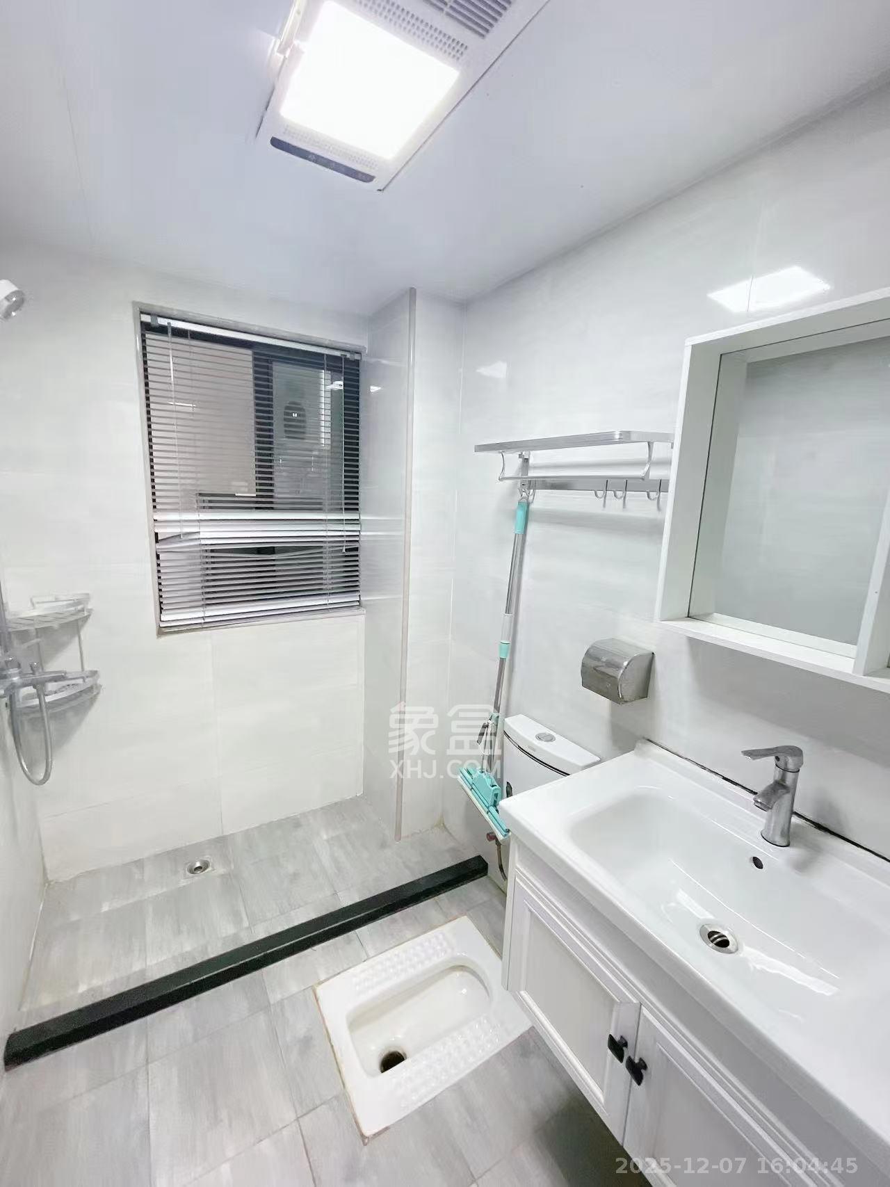 中国铁建梅溪青秀二期  3室2厅2卫    2600.0元/月室内图