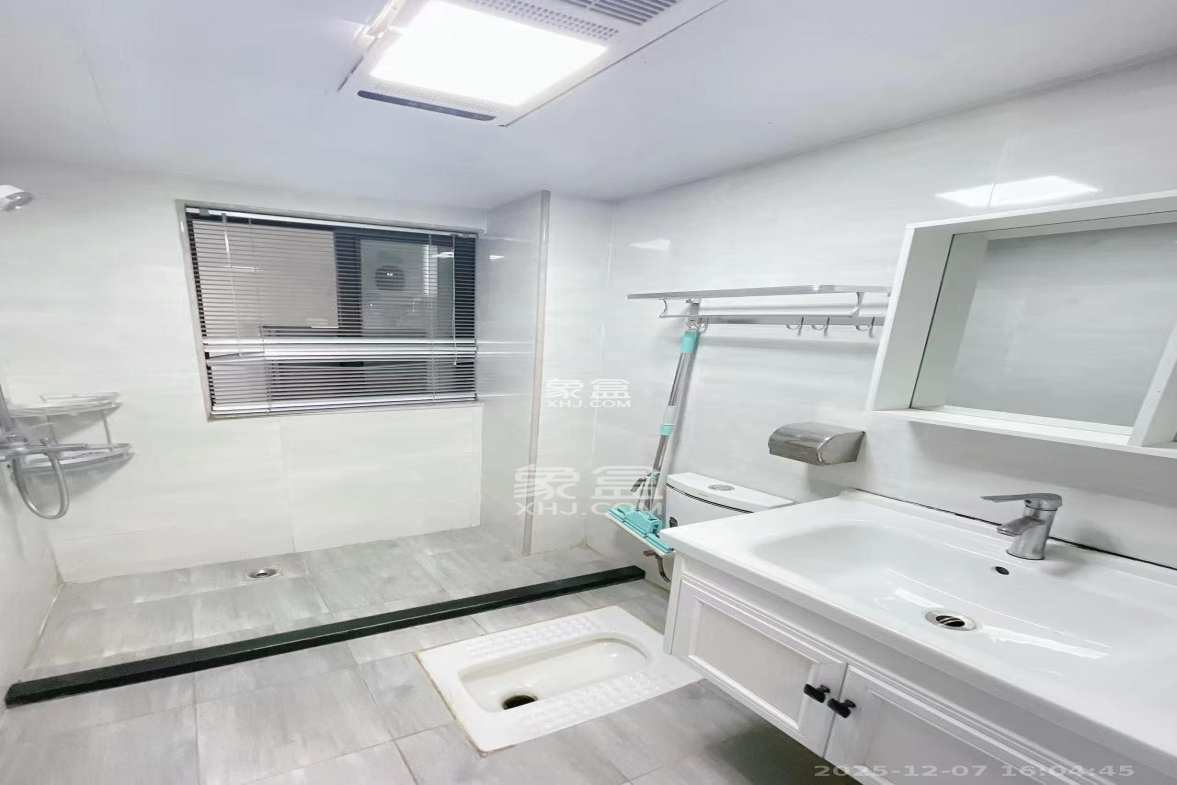 中国铁建梅溪青秀二期 3室2厅2卫 2600.0元/月 中国铁建梅溪青秀二期 3室2厅2卫 2600.0元/月室内图