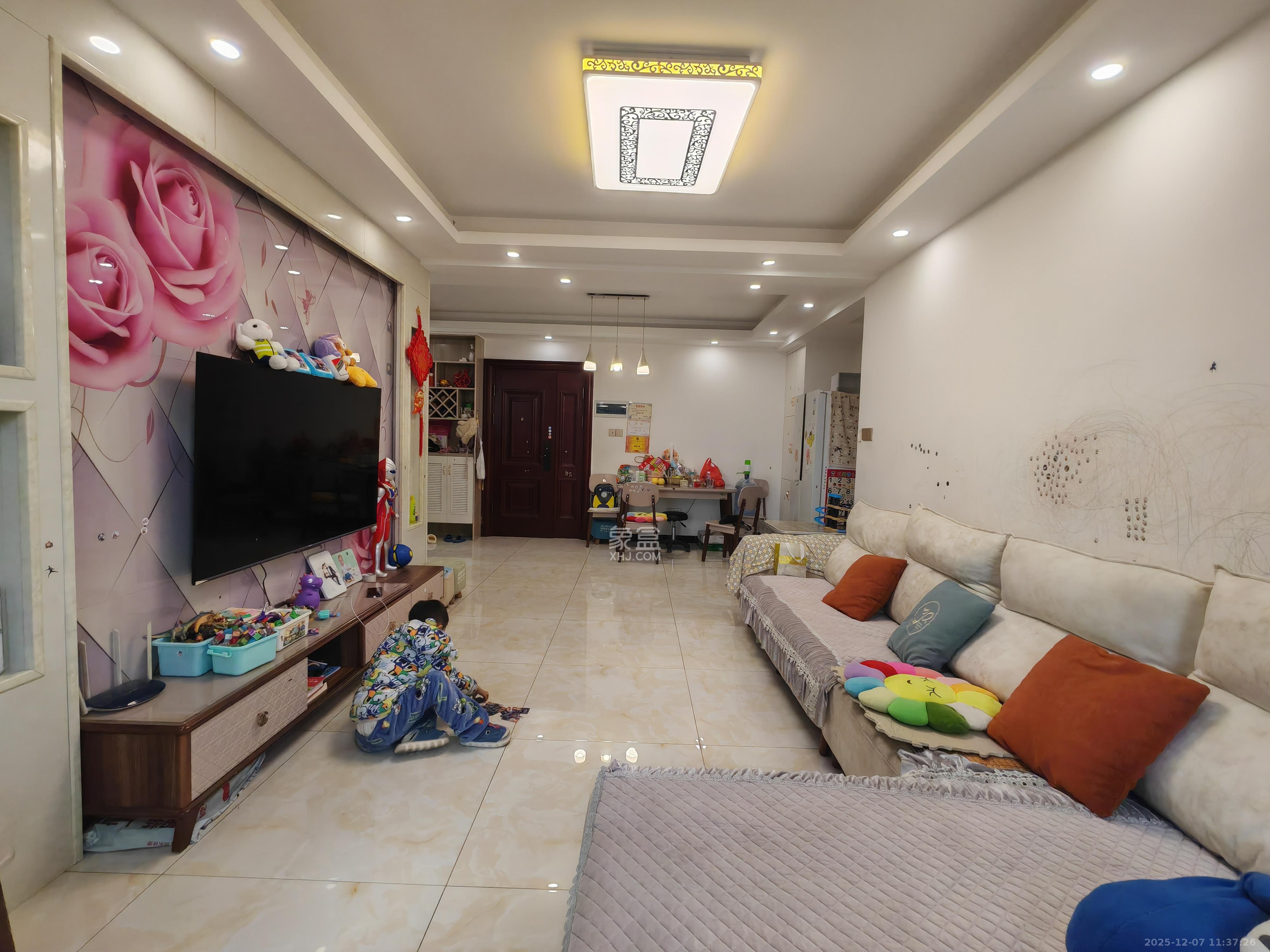 东方美地  3室2厅1卫    62.8万