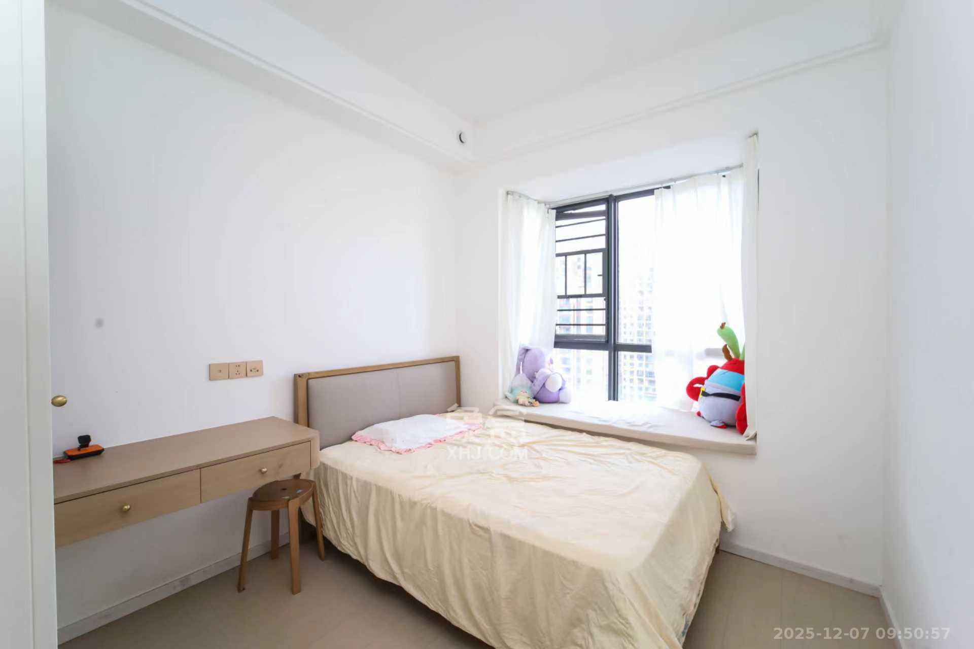 宝能公馆(美联天骄城五期) 4室2厅2卫 6000.0元/月 宝能公馆(美联天骄城五期) 4室2厅2卫 6000.0元/月室内图