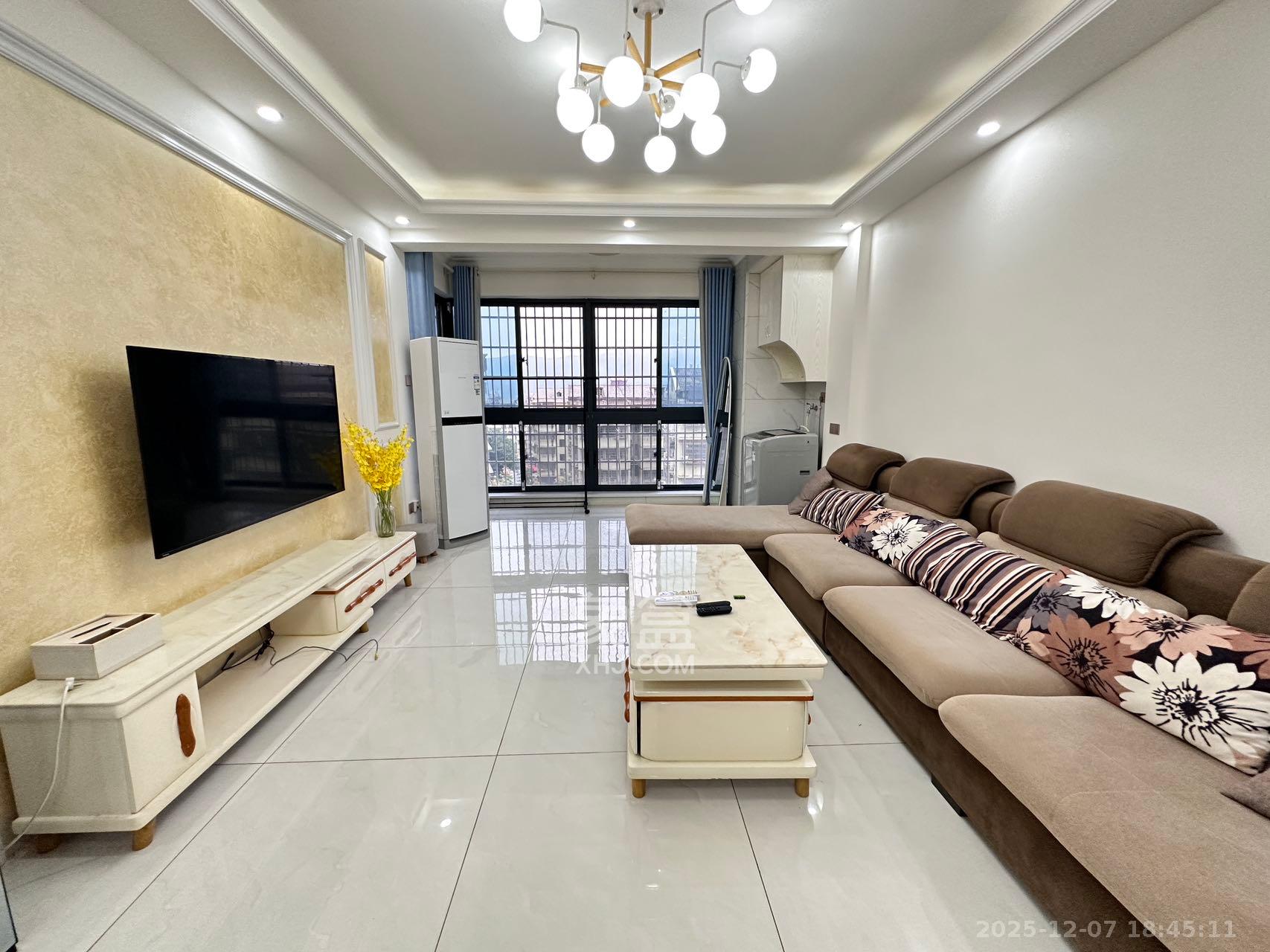 丰禧园 2室2厅1卫 2500.0元/月 丰禧园 2室2厅1卫 2500.0元/月室内图