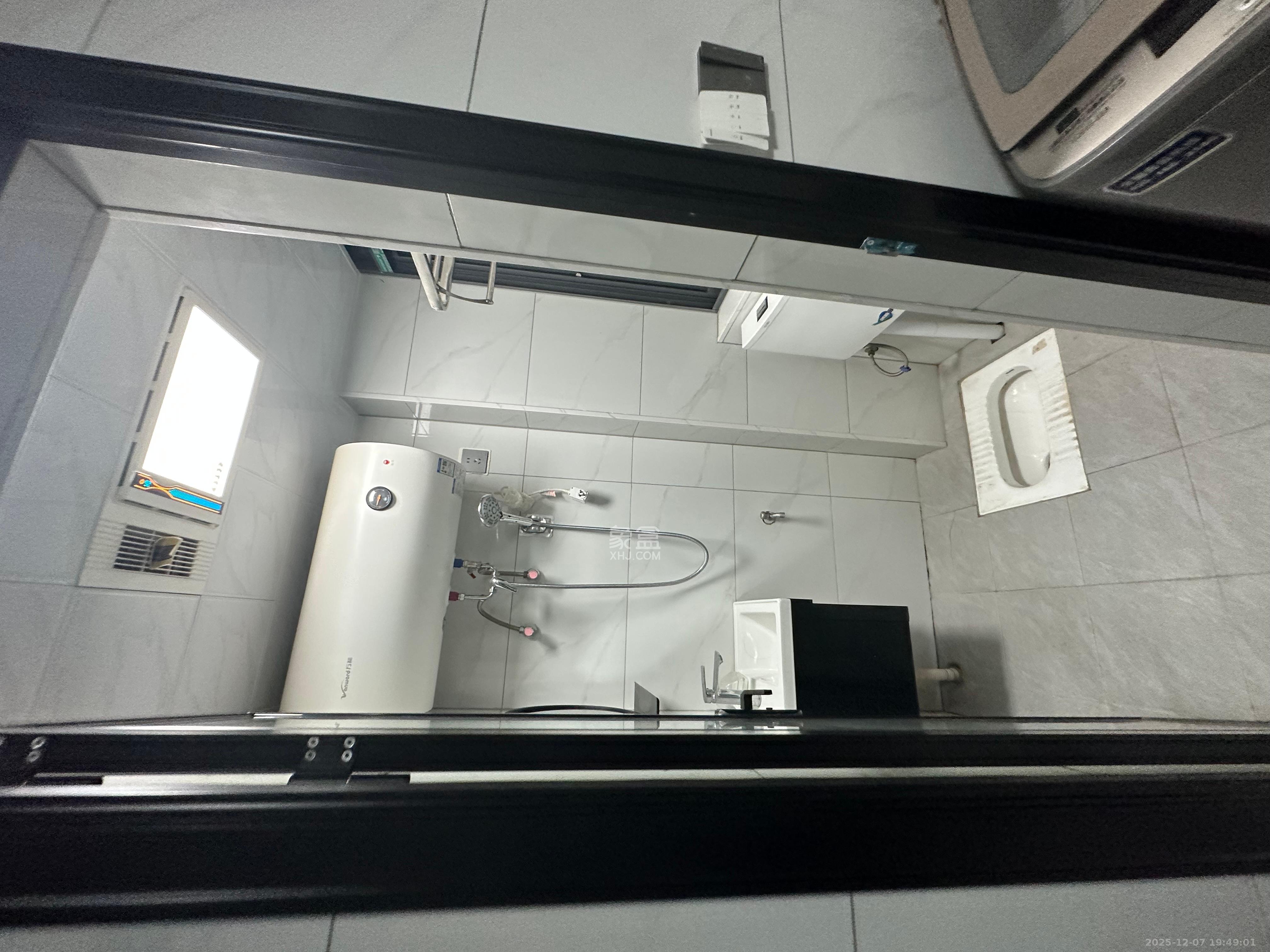 马王堆陶瓷城新合区  1室0厅1卫    1200.0元/月室内图