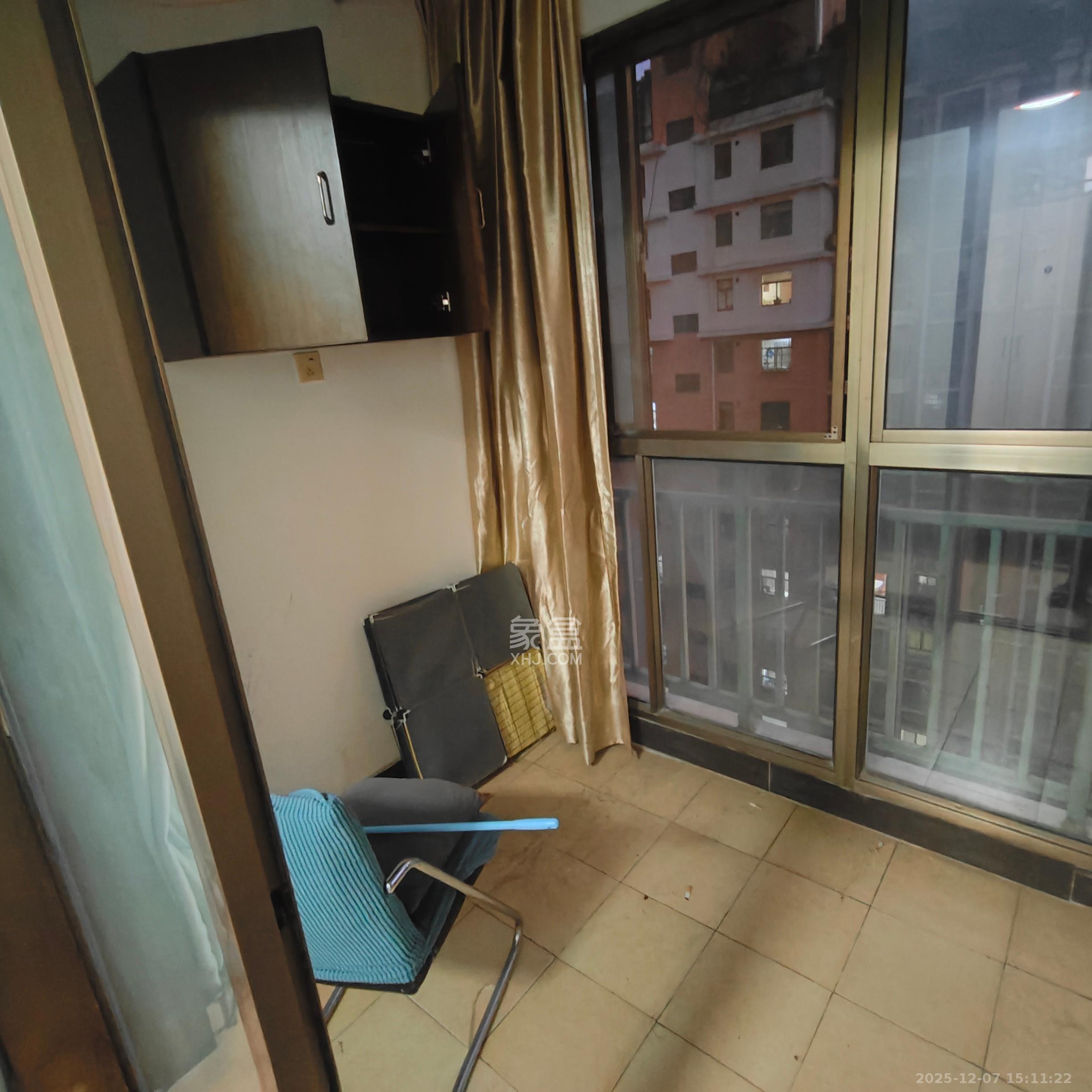 锦湘国际星城二期(锦雅苑) 3室2厅1卫 2400.0元/月 锦湘国际星城二期(锦雅苑) 3室2厅1卫 2400.0元/月室内图