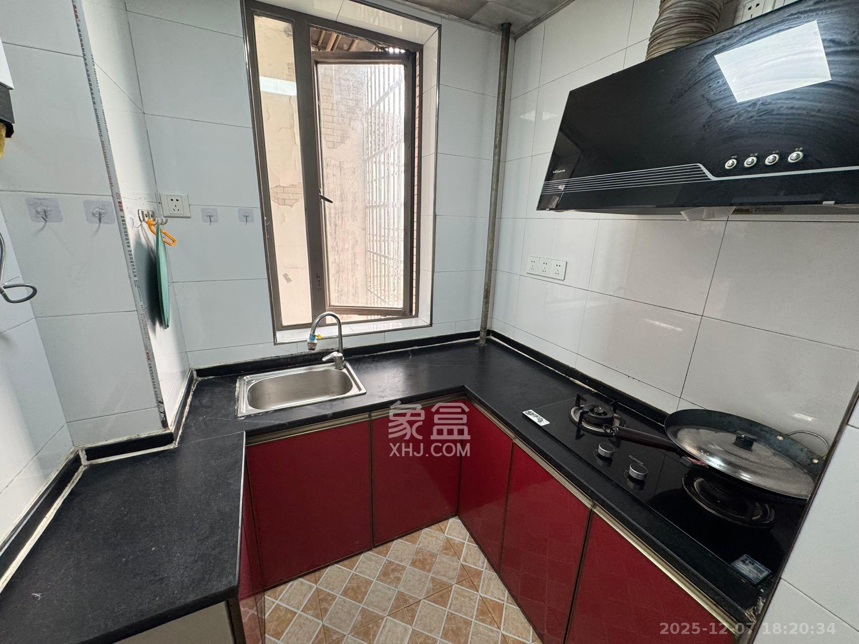 德庆水韵山城 3室2厅1卫 1800.0元/月 德庆水韵山城 3室2厅1卫 1800.0元/月室内图