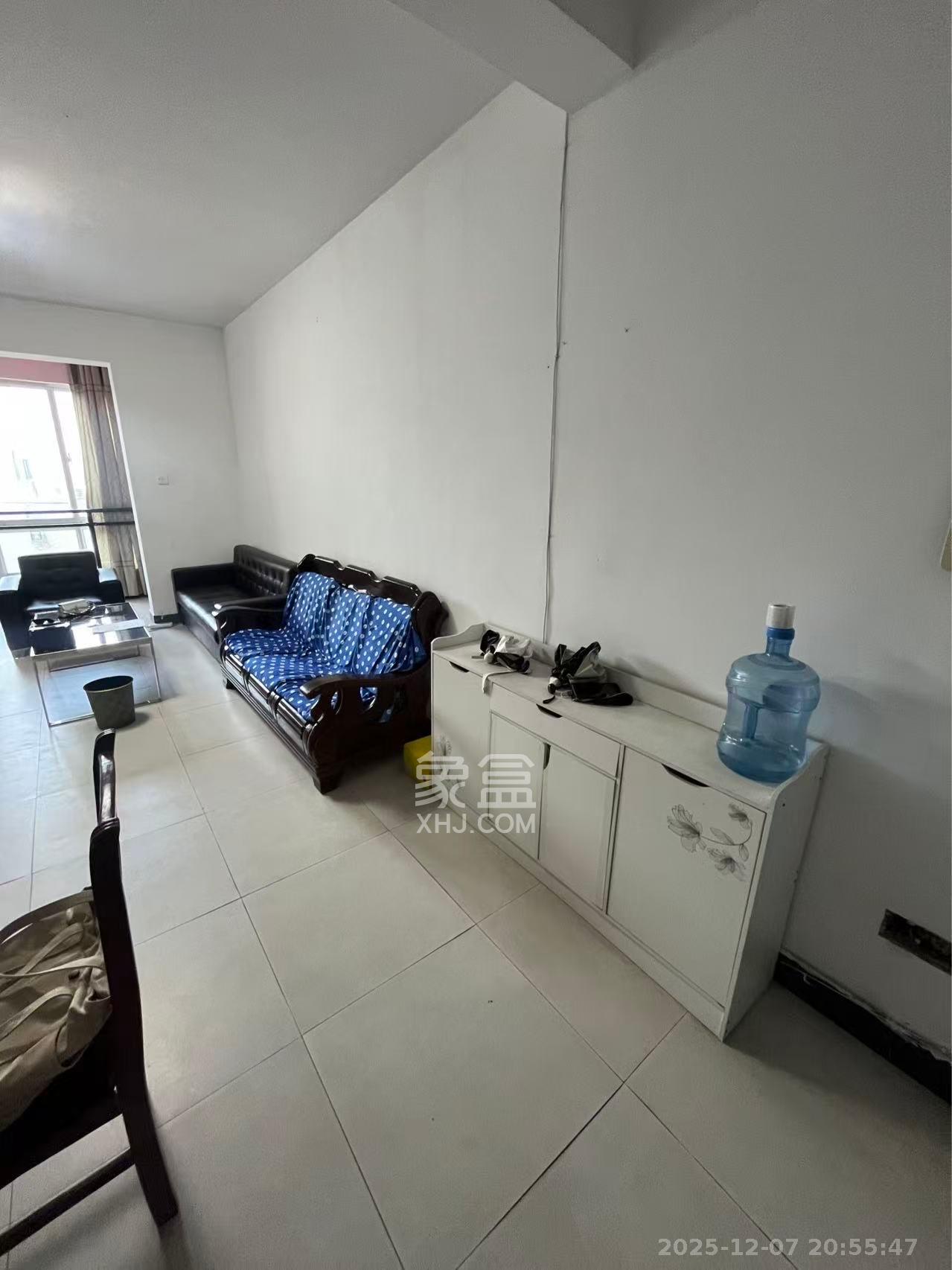 东门壹号家园  2室1厅1卫    2100.0元/月