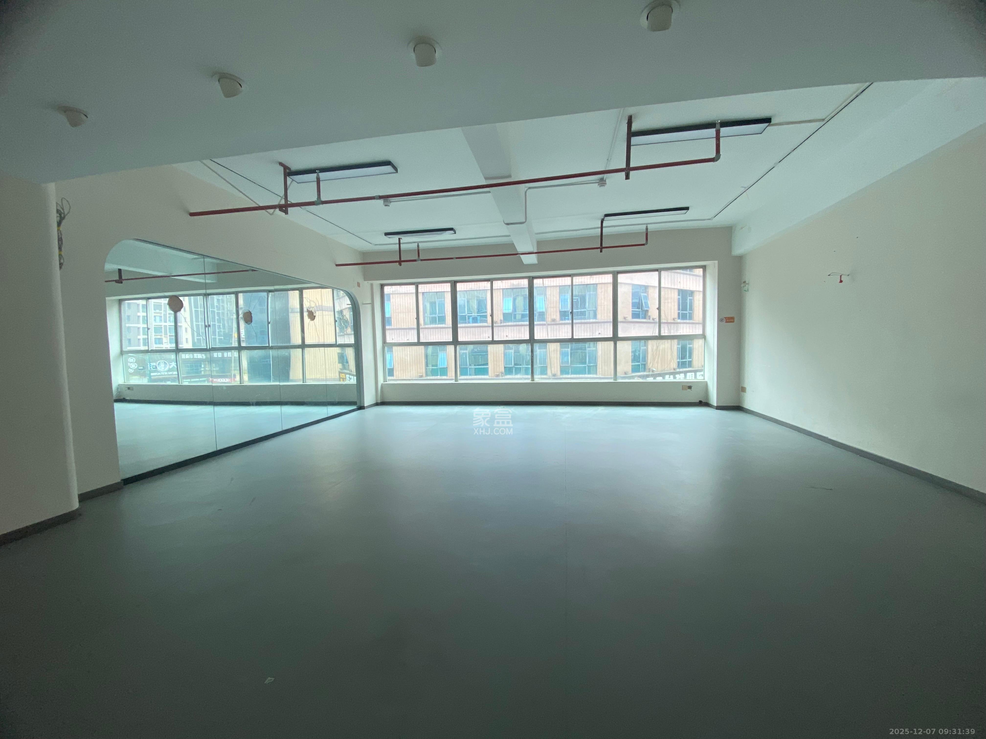 茶叶大市场“山水茗园”   725.0㎡      36000.0元/月室内图