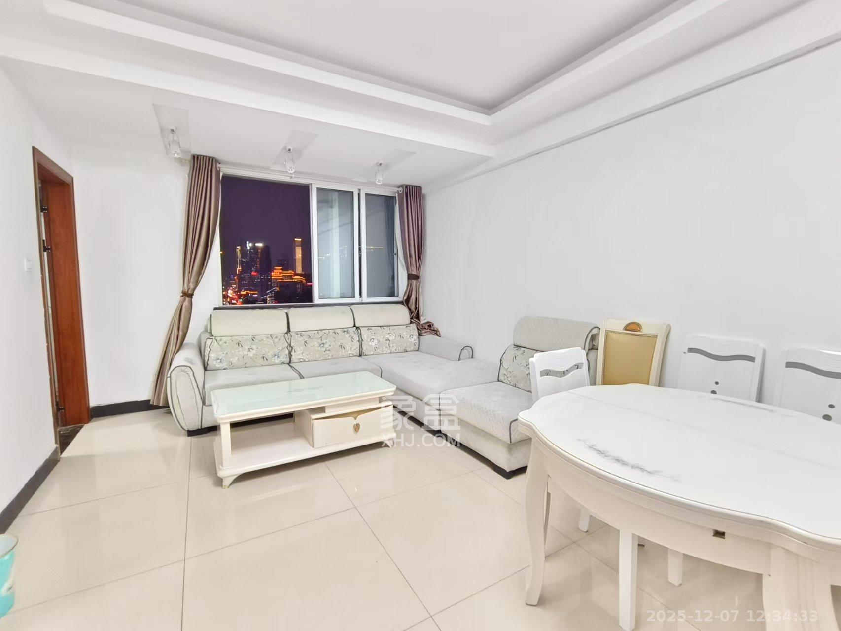 建鸿达现代公寓  2室1厅1卫    2300.0元/月