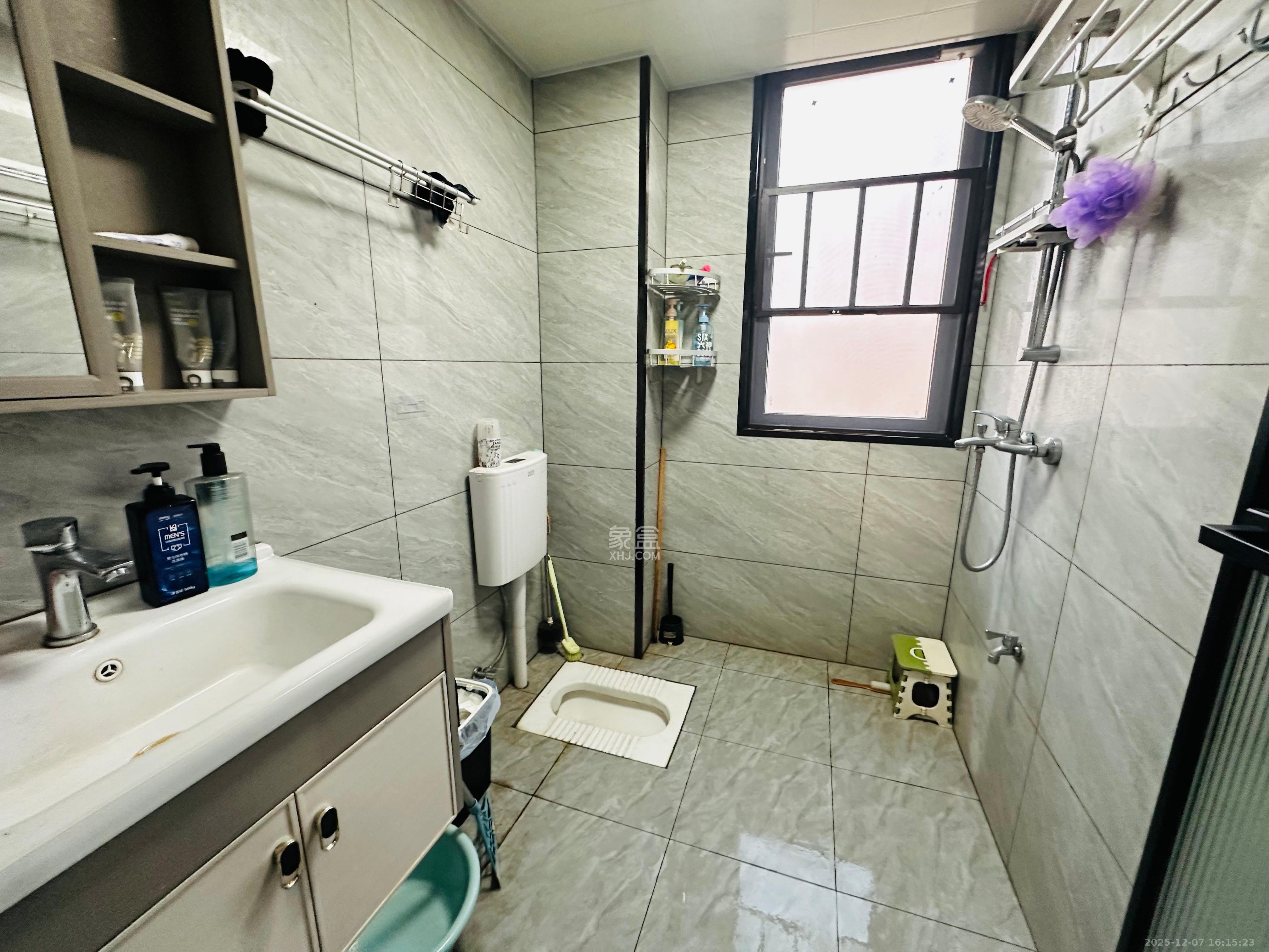 金塘家园 2室1厅1卫 2000.0元/月 金塘家园 2室1厅1卫 2000.0元/月室内图