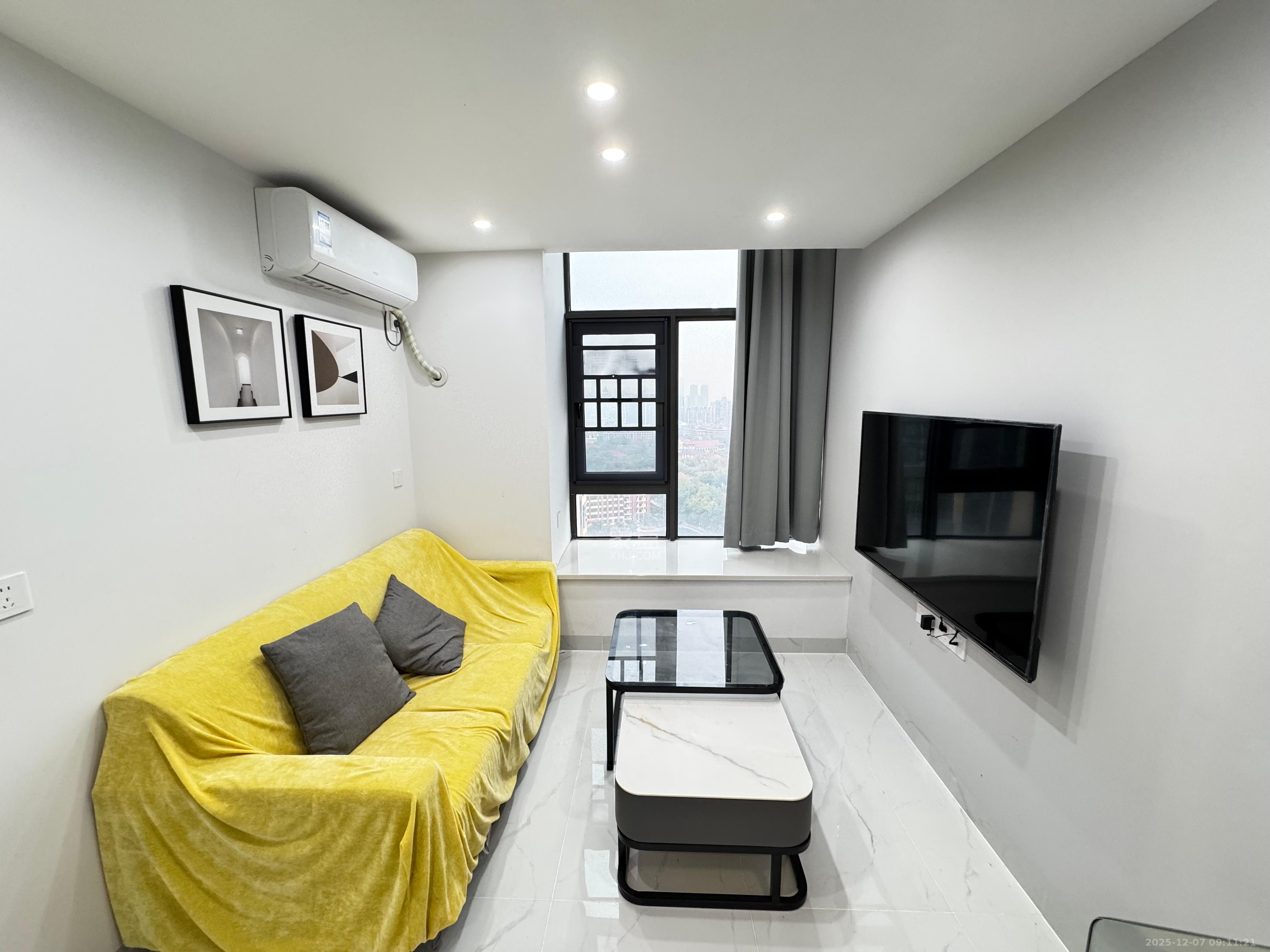 时代MOMA云PARK  1室1厅1卫    2400.0元/月