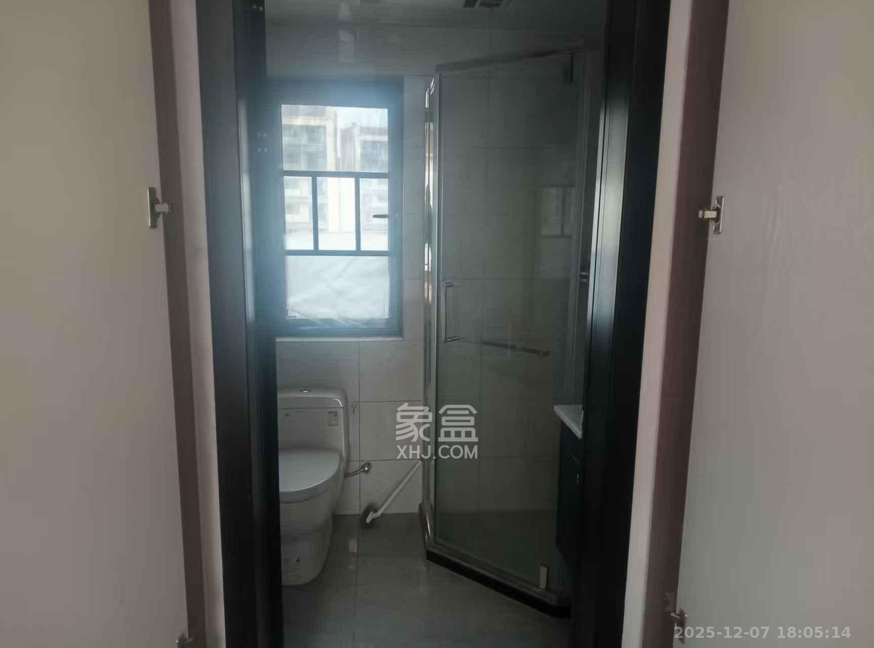 保利大都汇一期、二期  4室2厅2卫    4500.0元/月室内图