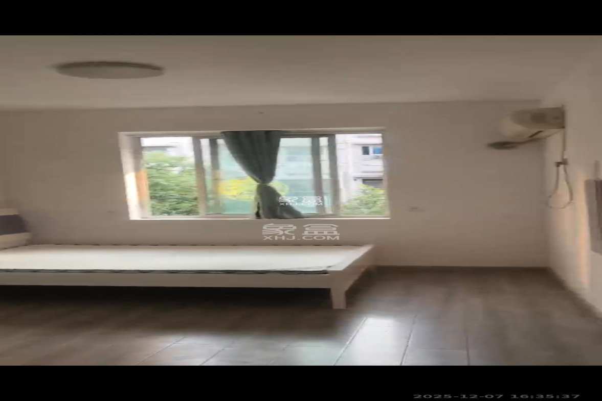 长重机械厂宿舍 2室1厅1卫 1450.0元/月 长重机械厂宿舍 2室1厅1卫 1450.0元/月室内图