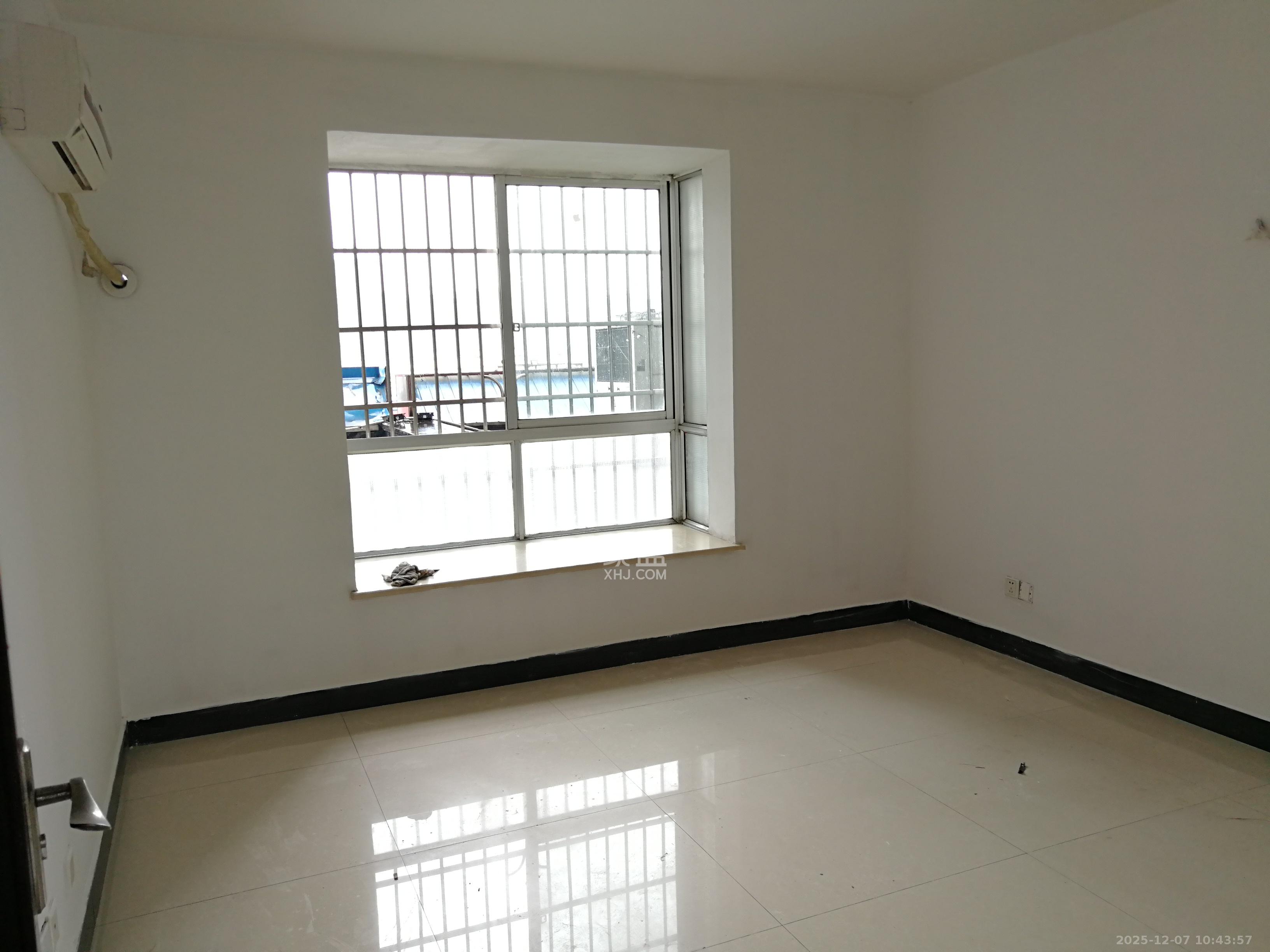 高桥现代商贸城 3室2厅1卫 3000.0元/月 高桥现代商贸城 3室2厅1卫 3000.0元/月室内图