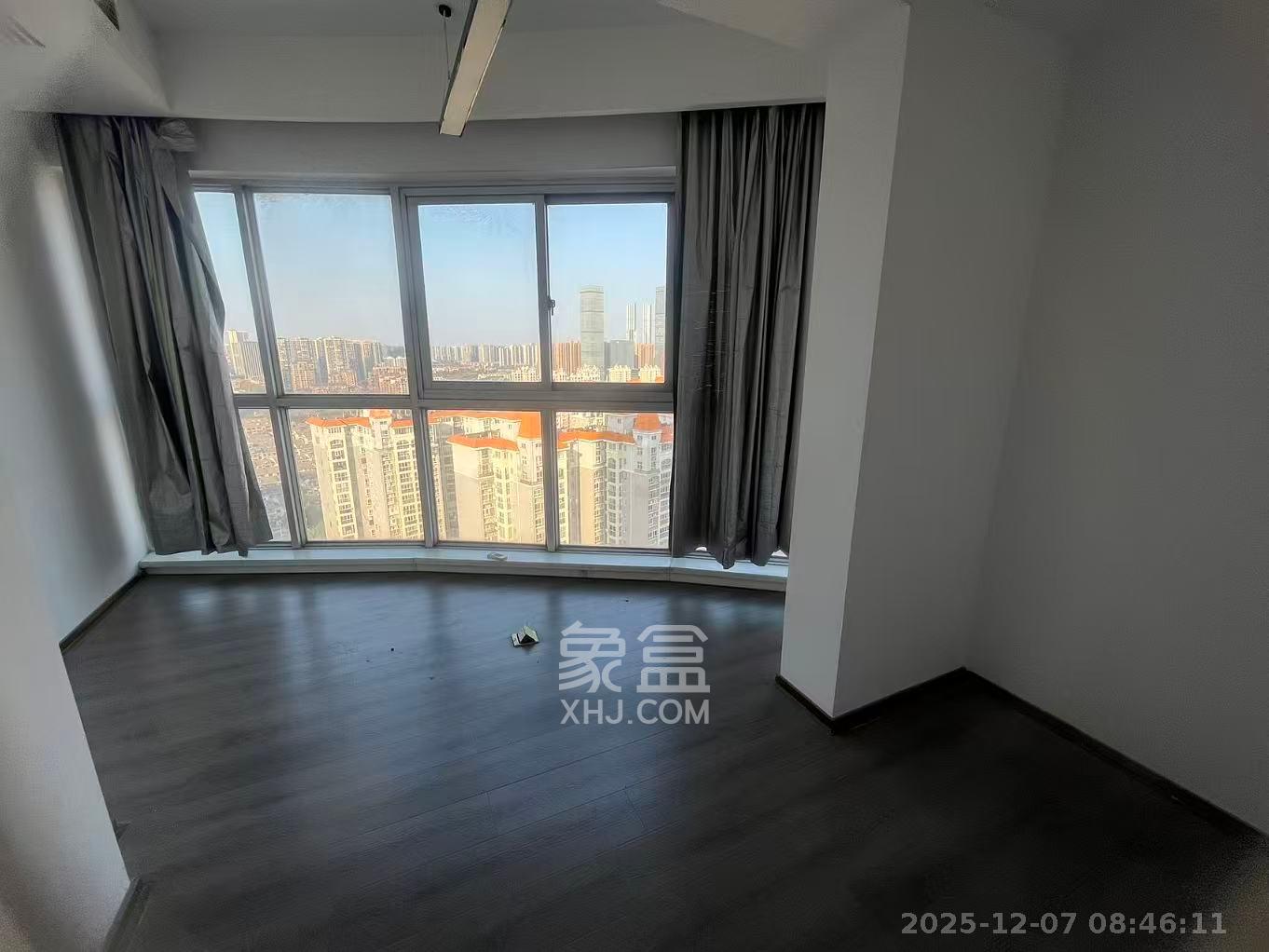 华雅花园 5室2厅2卫 15000.0元/月 华雅花园 5室2厅2卫 15000.0元/月室内图