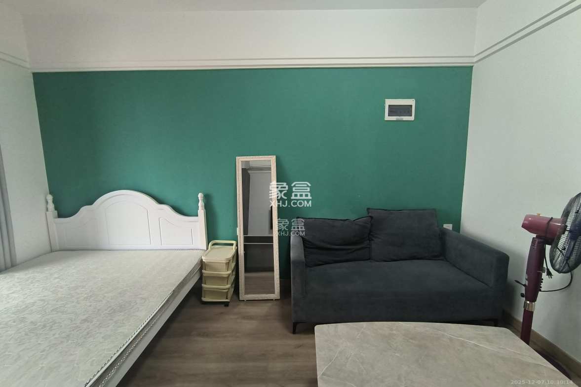 新城和樾(新城和樾公馆) 1室1厅1卫 1100.0元/月 新城和樾(新城和樾公馆) 1室1厅1卫 1100.0元/月室内图